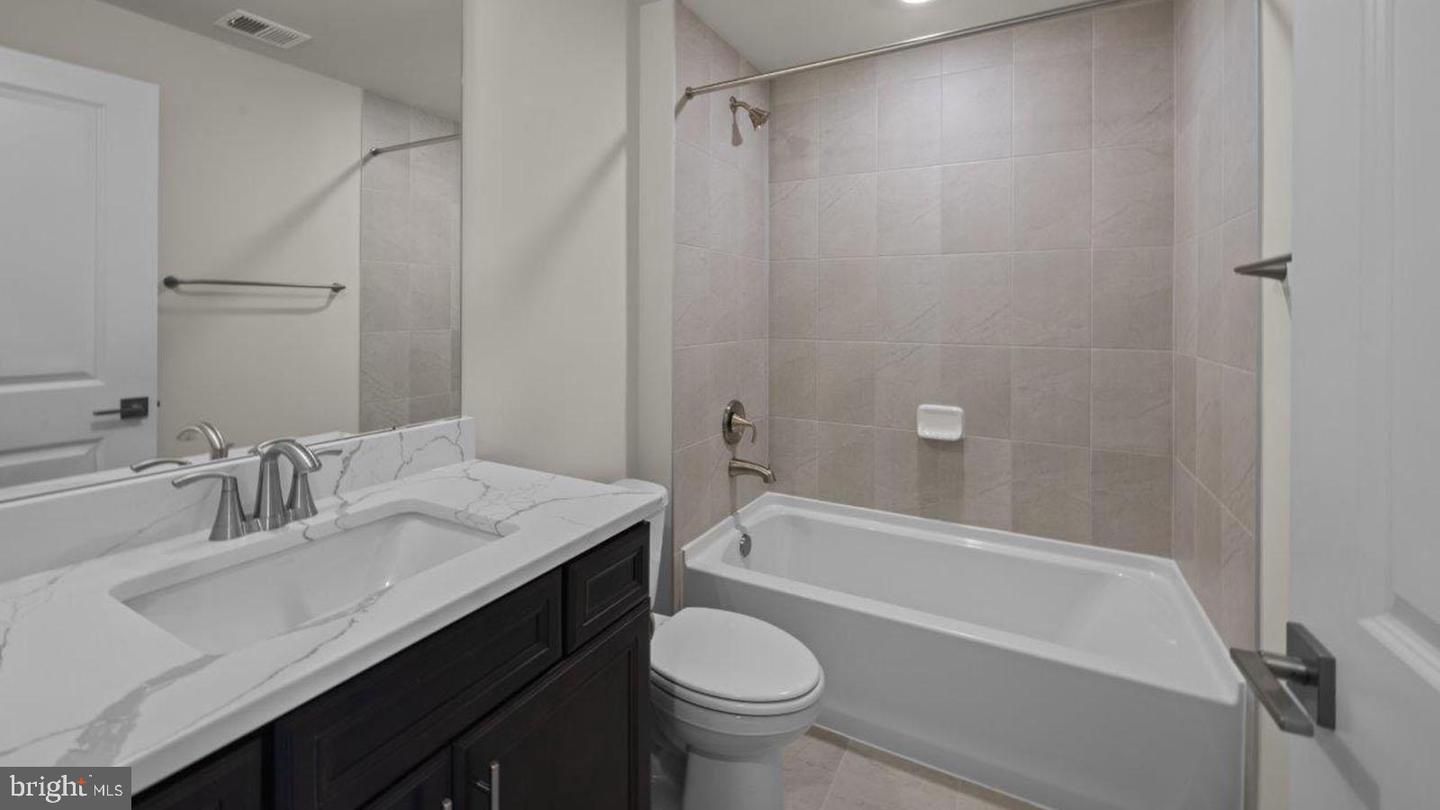 8280 COLLING MANOR CT, ALEXANDRIA, Virginia 22308, 6 Bedrooms Bedrooms, ,6 BathroomsBathrooms,Residential,For sale,8280 COLLING MANOR CT,VAFX2275360 MLS # VAFX2275360