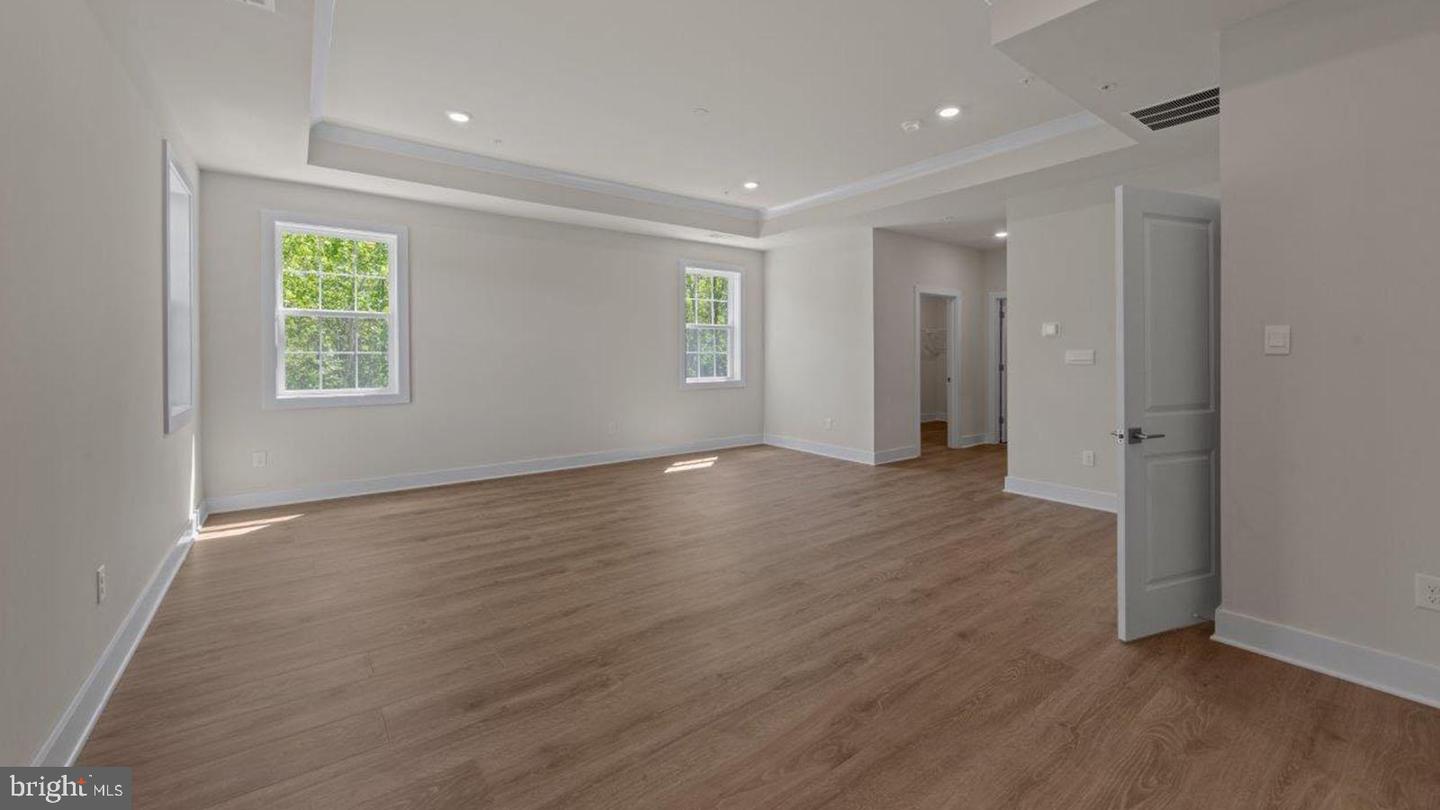 8280 COLLING MANOR CT, ALEXANDRIA, Virginia 22308, 6 Bedrooms Bedrooms, ,6 BathroomsBathrooms,Residential,For sale,8280 COLLING MANOR CT,VAFX2275360 MLS # VAFX2275360