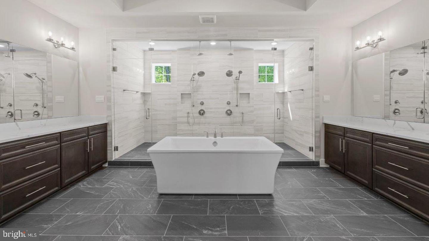 8280 COLLING MANOR CT, ALEXANDRIA, Virginia 22308, 6 Bedrooms Bedrooms, ,6 BathroomsBathrooms,Residential,For sale,8280 COLLING MANOR CT,VAFX2275360 MLS # VAFX2275360