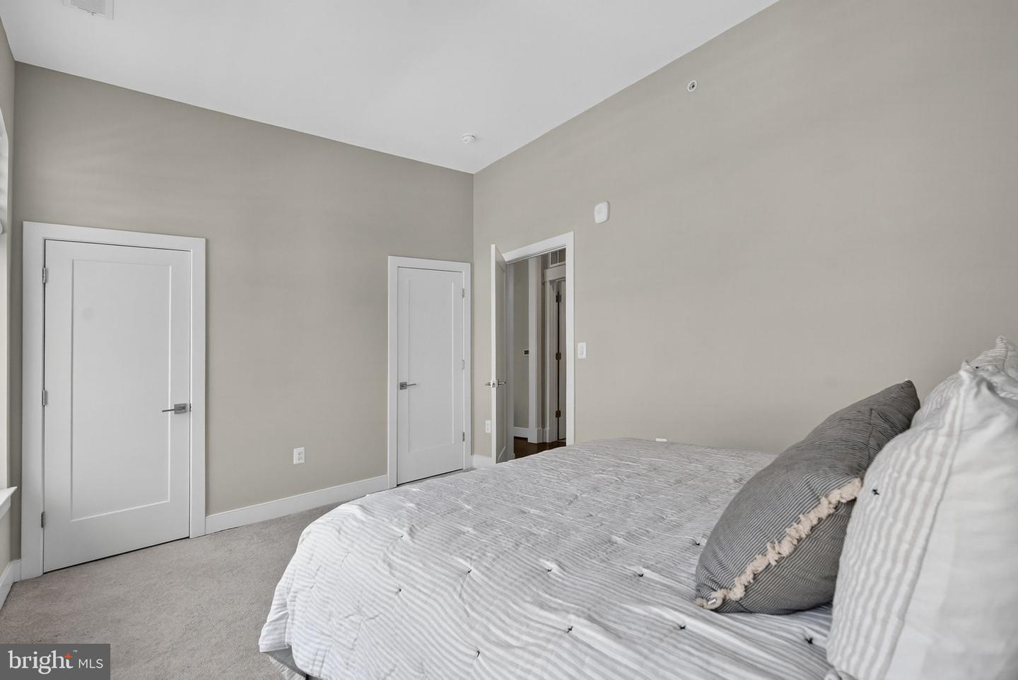 3 STATIONMASTER ST SE #402, LEESBURG, Virginia 20175, 2 Bedrooms Bedrooms, ,2 BathroomsBathrooms,Residential,For sale,3 STATIONMASTER ST SE #402,VALO2109226 MLS # VALO2109226
