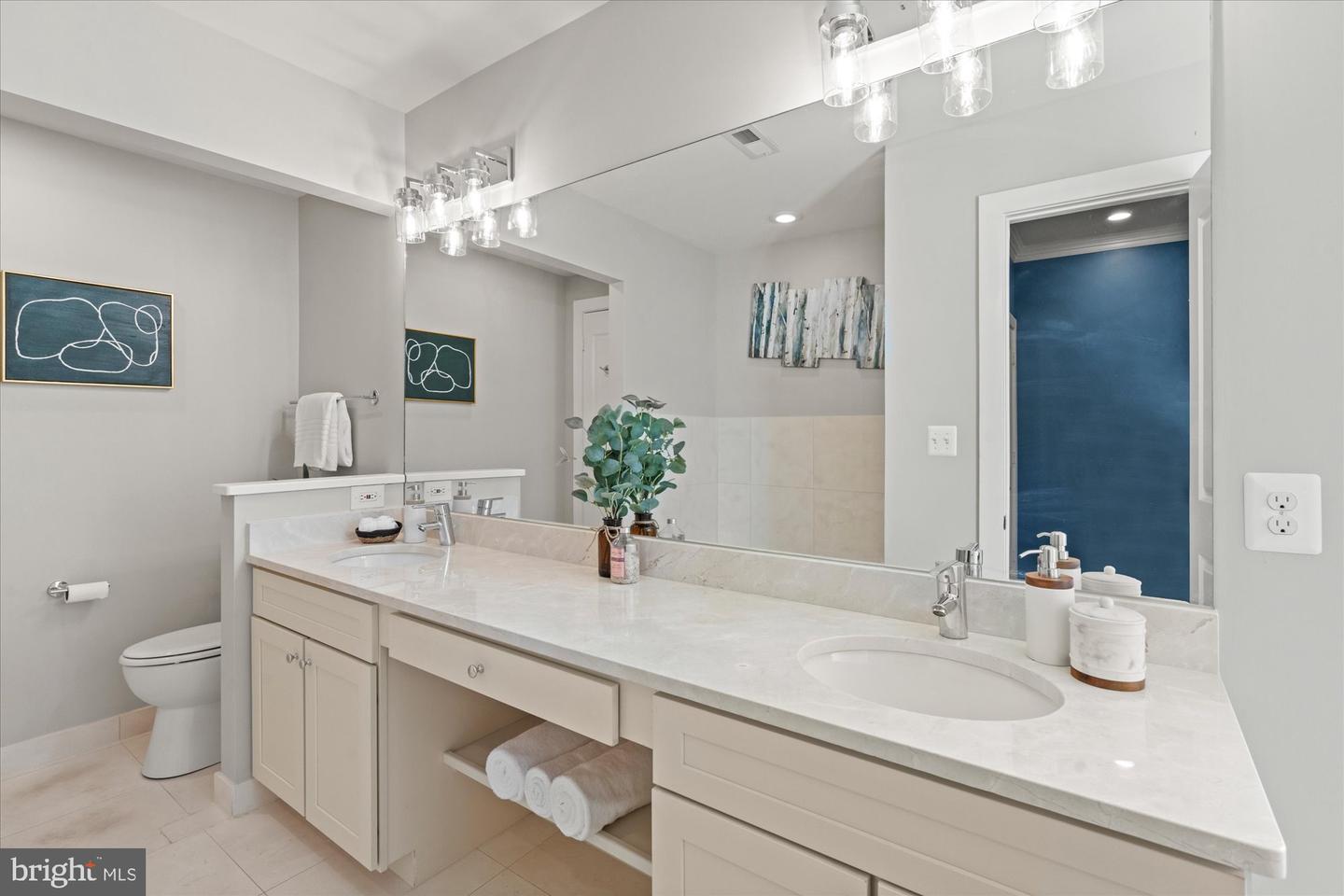 74 ADAMS ST NW #3, WASHINGTON, District Of Columbia 20001, 2 Bedrooms Bedrooms, ,2 BathroomsBathrooms,Residential,For sale,74 ADAMS ST NW #3,DCDC2227750 MLS # DCDC2227750