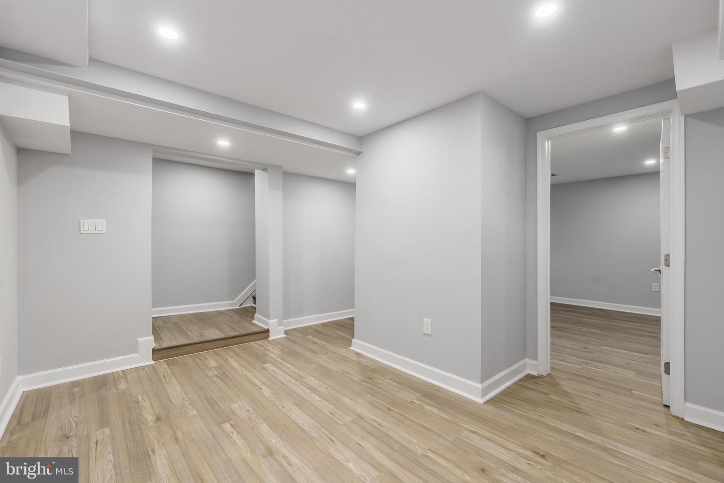 1401 18TH PL SE, WASHINGTON, District Of Columbia 20020, 4 Bedrooms Bedrooms, ,2 BathroomsBathrooms,Residential,For sale,1401 18TH PL SE,DCDC2228034 MLS # DCDC2228034