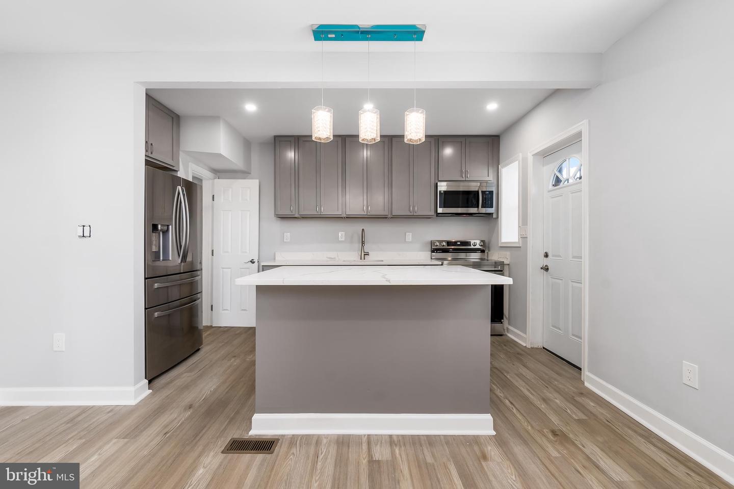 1401 18TH PL SE, WASHINGTON, District Of Columbia 20020, 4 Bedrooms Bedrooms, ,2 BathroomsBathrooms,Residential,For sale,1401 18TH PL SE,DCDC2228034 MLS # DCDC2228034
