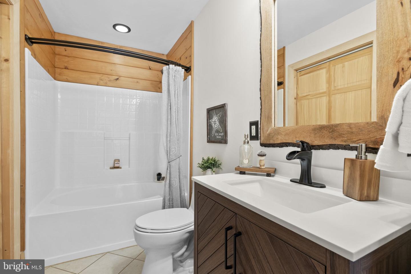 12808 FAULCONERS CT, SPOTSYLVANIA, Virginia 22551, 3 Bedrooms Bedrooms, ,3 BathroomsBathrooms,Residential,For sale,12808 FAULCONERS CT,VASP2036710 MLS # VASP2036710