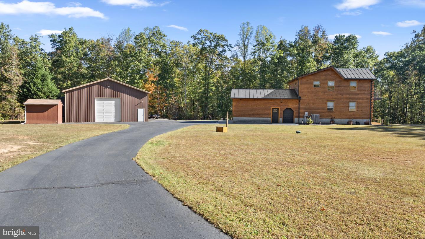 12808 FAULCONERS CT, SPOTSYLVANIA, Virginia 22551, 3 Bedrooms Bedrooms, ,3 BathroomsBathrooms,Residential,For sale,12808 FAULCONERS CT,VASP2036710 MLS # VASP2036710