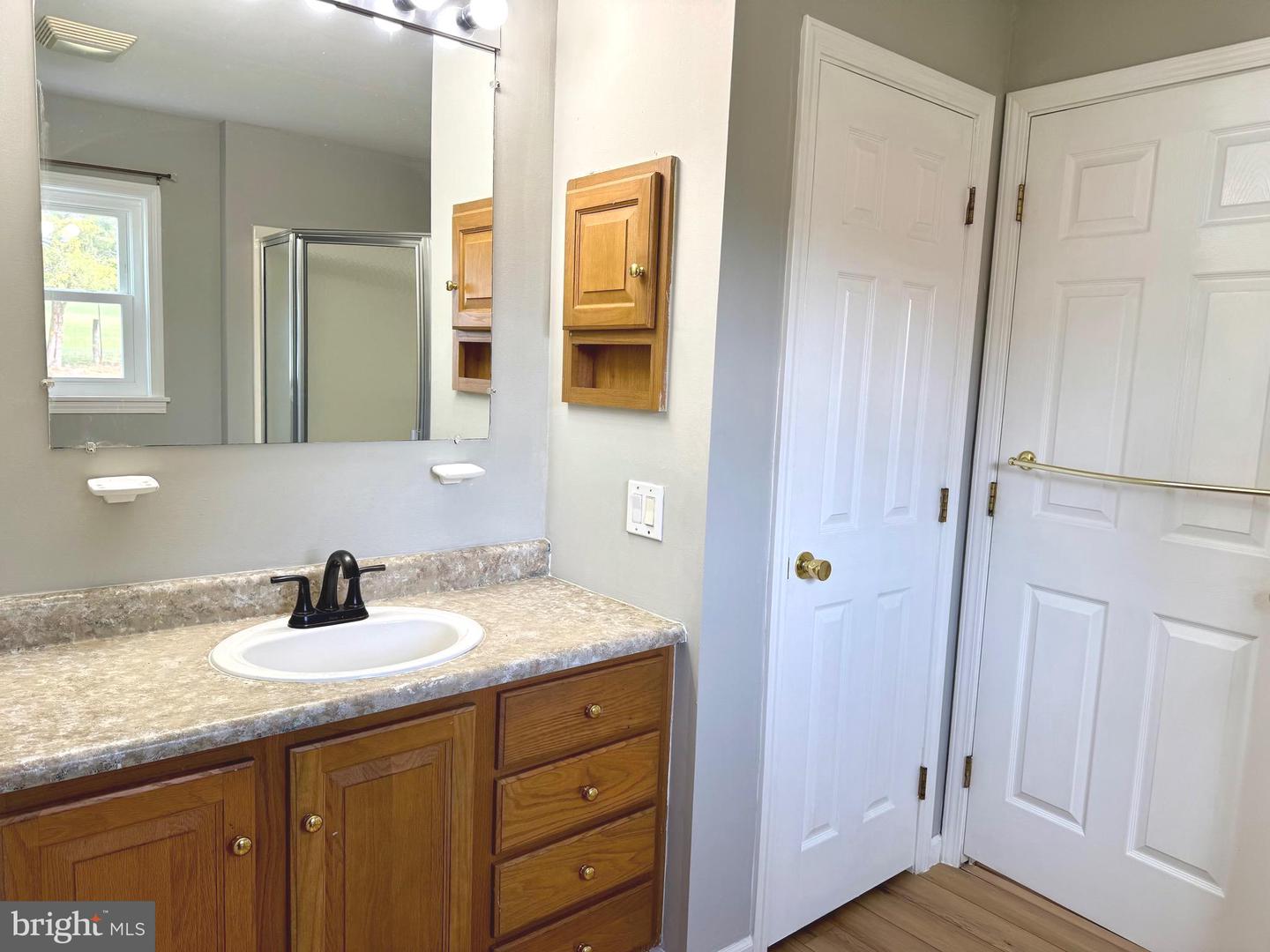220 SNAPPY LN, WINCHESTER, Virginia 22602, 6 Bedrooms Bedrooms, ,4 BathroomsBathrooms,Residential,For sale,220 SNAPPY LN,VAFV2037326 MLS # VAFV2037326