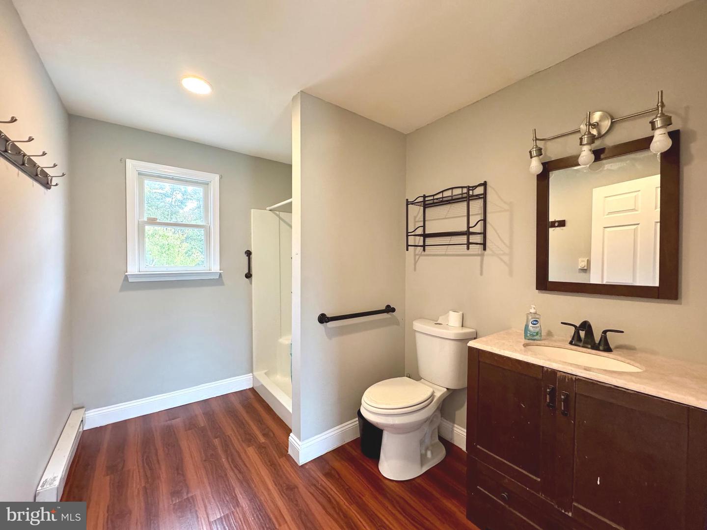 220 SNAPPY LN, WINCHESTER, Virginia 22602, 6 Bedrooms Bedrooms, ,4 BathroomsBathrooms,Residential,For sale,220 SNAPPY LN,VAFV2037326 MLS # VAFV2037326