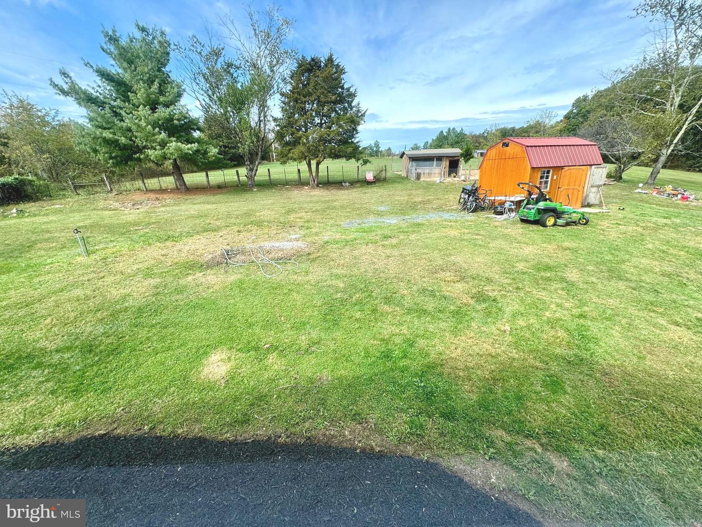 220 SNAPPY LN, WINCHESTER, Virginia 22602, 6 Bedrooms Bedrooms, ,4 BathroomsBathrooms,Residential,For sale,220 SNAPPY LN,VAFV2037326 MLS # VAFV2037326