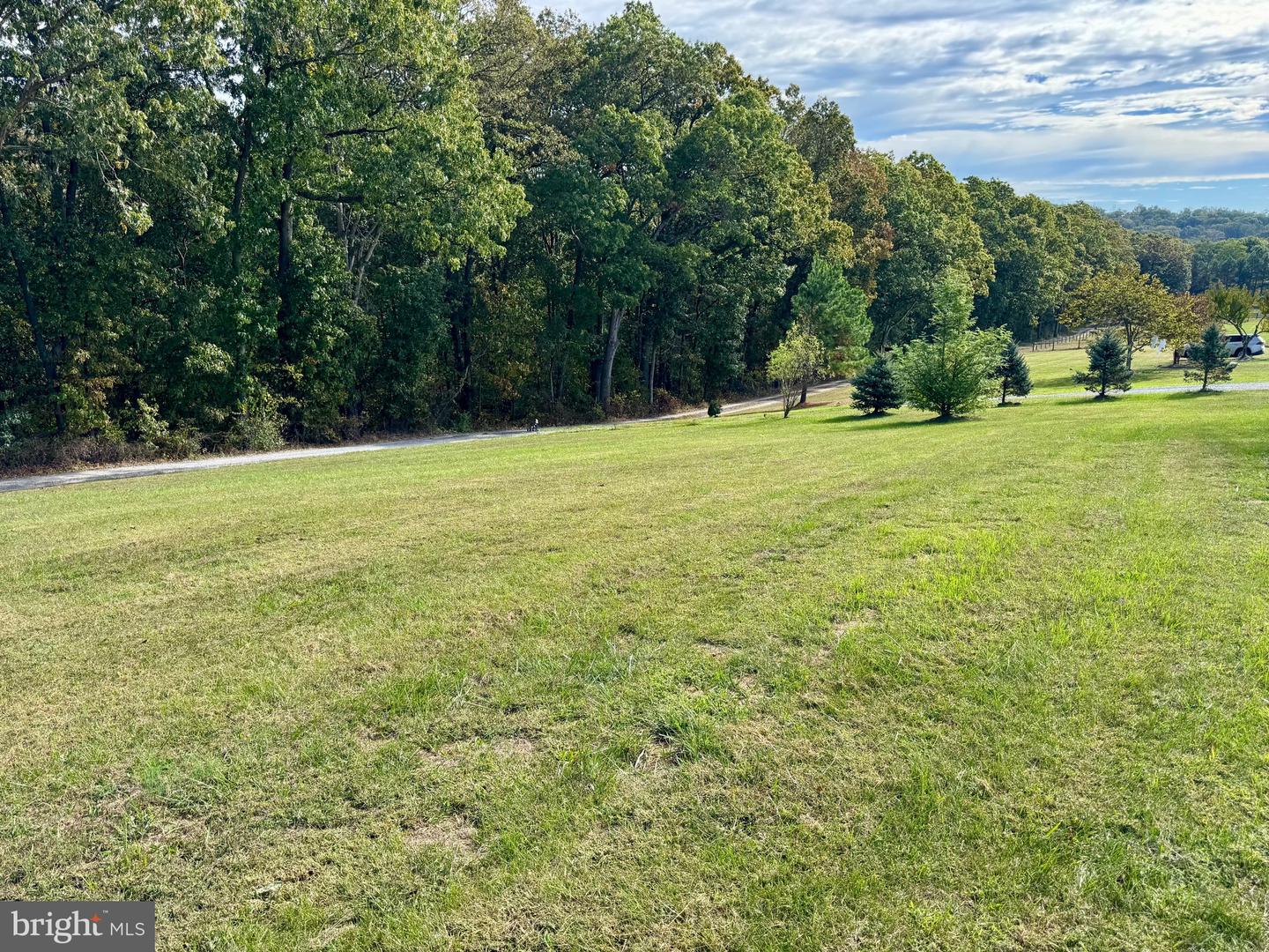 220 SNAPPY LN, WINCHESTER, Virginia 22602, 6 Bedrooms Bedrooms, ,4 BathroomsBathrooms,Residential,For sale,220 SNAPPY LN,VAFV2037326 MLS # VAFV2037326