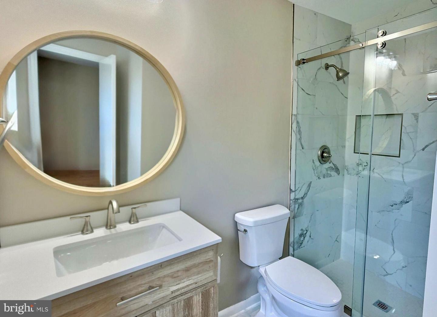 11 S ABINGDON ST, ARLINGTON, Virginia 22204, 3 Bedrooms Bedrooms, ,3 BathroomsBathrooms,Residential,For sale,11 S ABINGDON ST,VAAR2064894 MLS # VAAR2064894