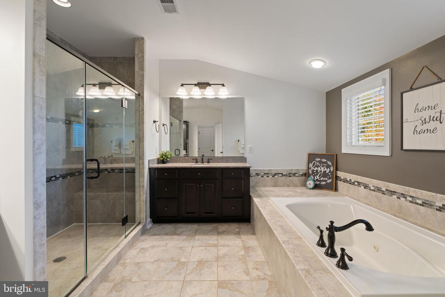 2164 POTOMAC RIVER BLVD, DUMFRIES, Virginia 22026, 7 Bedrooms Bedrooms, ,6 BathroomsBathrooms,Residential,For sale,2164 POTOMAC RIVER BLVD,VAPW2105990 MLS # VAPW2105990