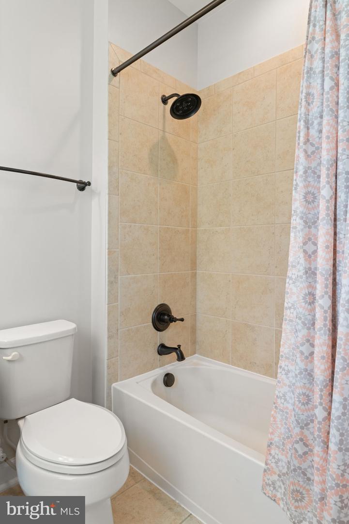 2164 POTOMAC RIVER BLVD, DUMFRIES, Virginia 22026, 7 Bedrooms Bedrooms, ,6 BathroomsBathrooms,Residential,For sale,2164 POTOMAC RIVER BLVD,VAPW2105990 MLS # VAPW2105990