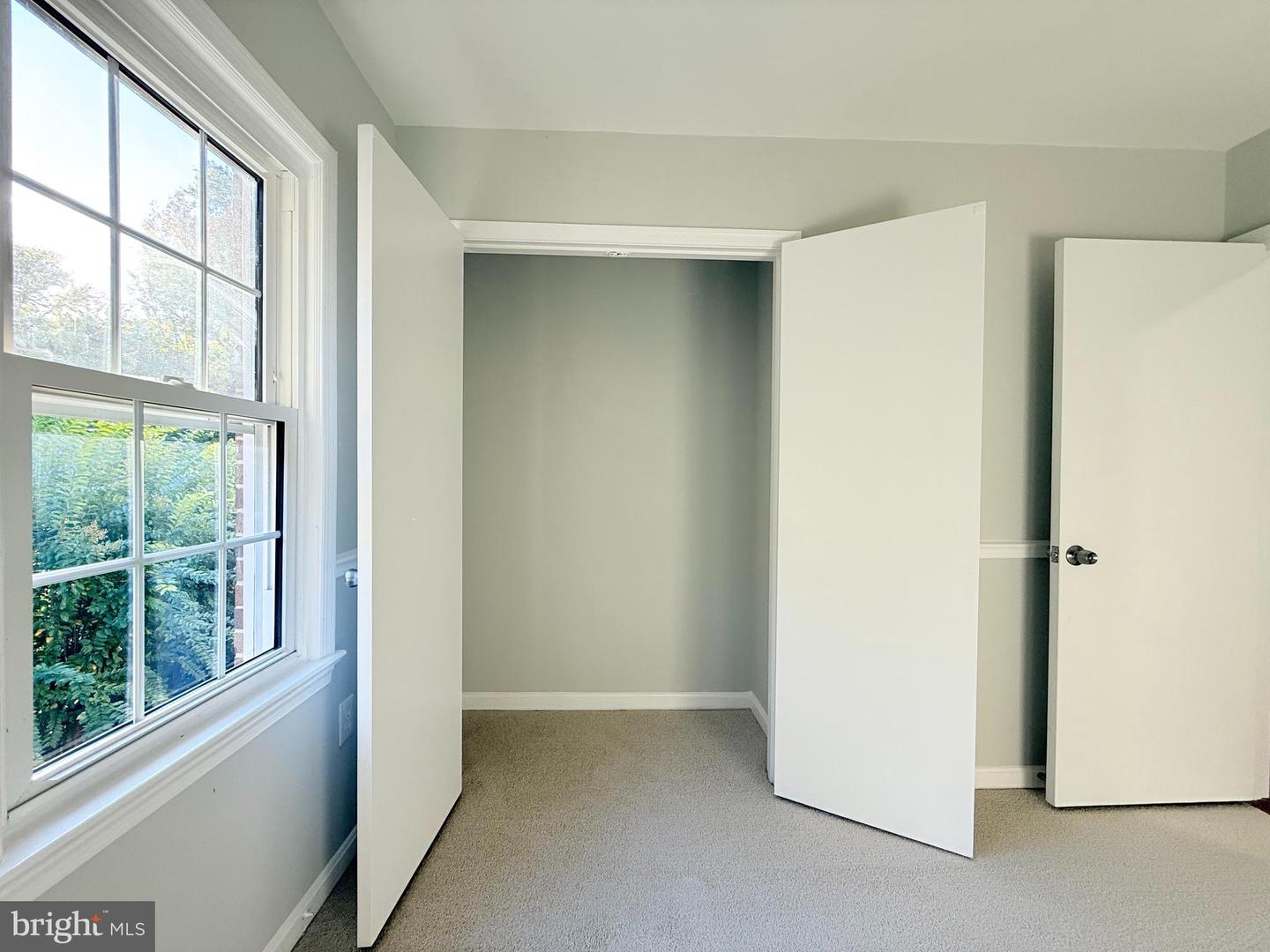 8219 DOCTOR CRAIK CT, ALEXANDRIA, Virginia 22306, 3 Bedrooms Bedrooms, ,3 BathroomsBathrooms,Residential,For sale,8219 DOCTOR CRAIK CT,VAFX2275002 MLS # VAFX2275002