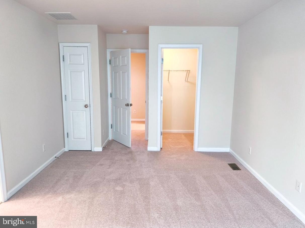 22520 HIGHCROFT TER, BRAMBLETON, Virginia 20148, 3 Bedrooms Bedrooms, ,3 BathroomsBathrooms,Residential,For sale,22520 HIGHCROFT TER,VALO2109326 MLS # VALO2109326