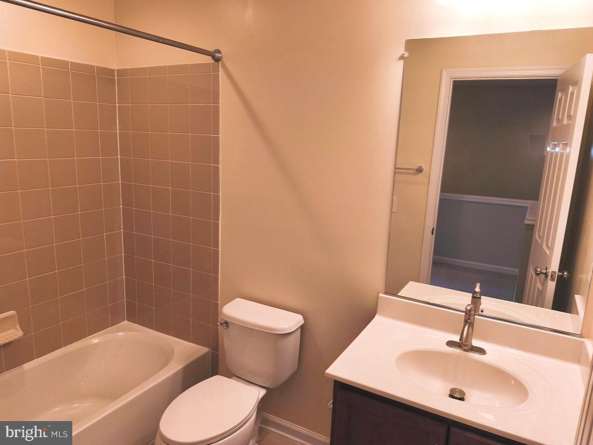 22520 HIGHCROFT TER, BRAMBLETON, Virginia 20148, 3 Bedrooms Bedrooms, ,3 BathroomsBathrooms,Residential,For sale,22520 HIGHCROFT TER,VALO2109326 MLS # VALO2109326