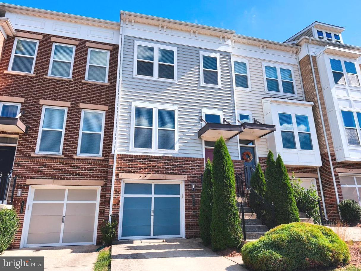 22520 HIGHCROFT TER, BRAMBLETON, Virginia 20148, 3 Bedrooms Bedrooms, ,3 BathroomsBathrooms,Residential,For sale,22520 HIGHCROFT TER,VALO2109326 MLS # VALO2109326