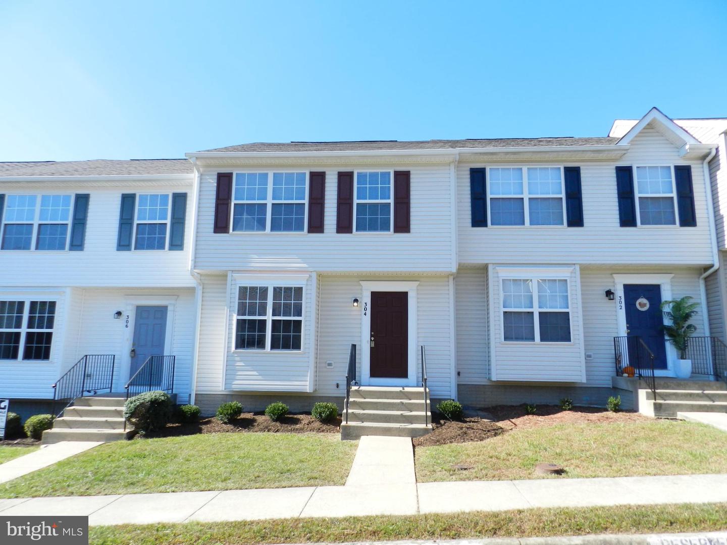 304 MERRILL CT, STAFFORD, Virginia 22554, 3 Bedrooms Bedrooms, ,2 BathroomsBathrooms,Residential,For sale,304 MERRILL CT,VAST2043658 MLS # VAST2043658