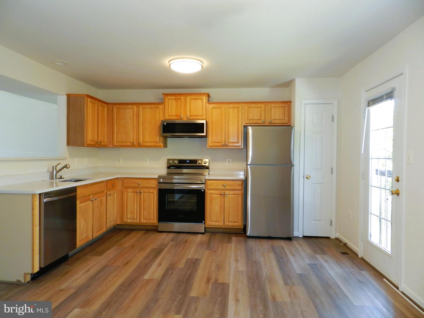 304 MERRILL CT, STAFFORD, Virginia 22554, 3 Bedrooms Bedrooms, ,2 BathroomsBathrooms,Residential,For sale,304 MERRILL CT,VAST2043658 MLS # VAST2043658
