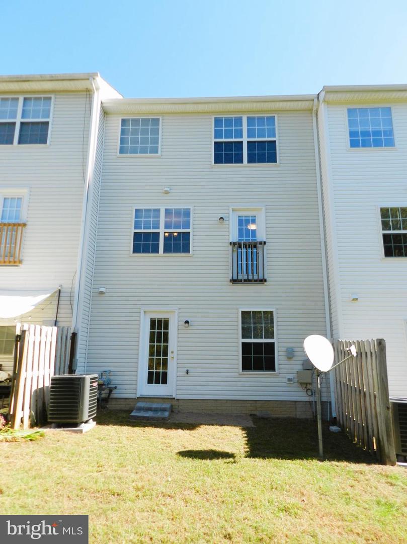 304 MERRILL CT, STAFFORD, Virginia 22554, 3 Bedrooms Bedrooms, ,2 BathroomsBathrooms,Residential,For sale,304 MERRILL CT,VAST2043658 MLS # VAST2043658