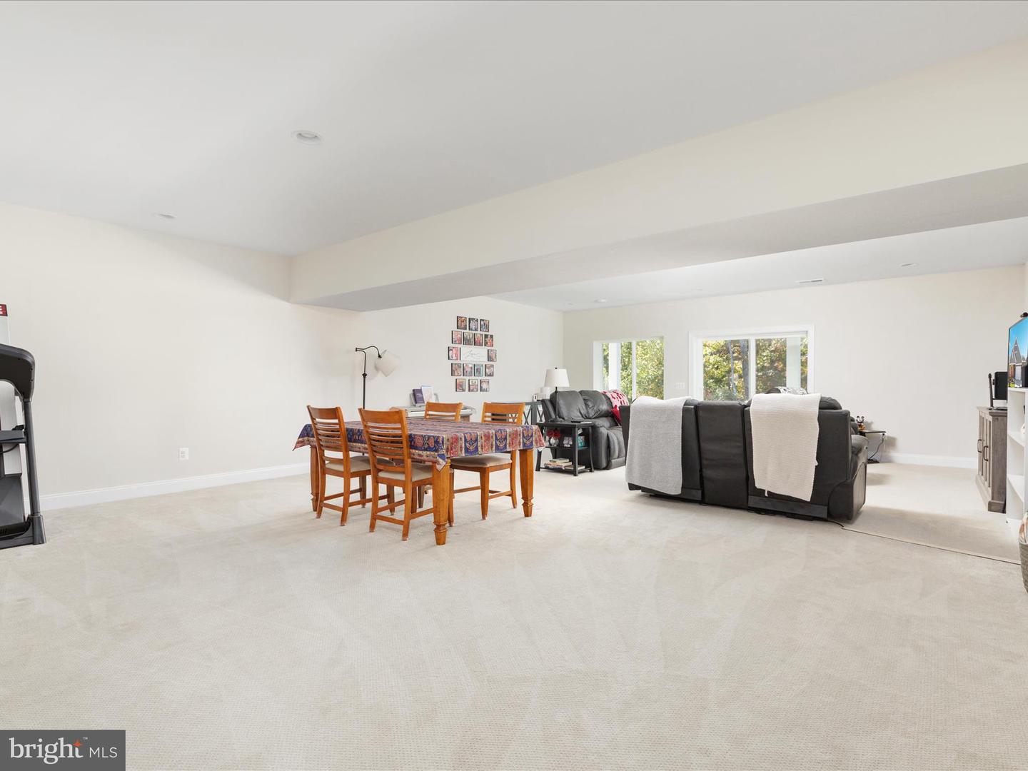 144 COWBIRD ST, LAKE FREDERICK, Virginia 22630, 4 Bedrooms Bedrooms, ,4 BathroomsBathrooms,Residential,For sale,144 COWBIRD ST,VAFV2037546 MLS # VAFV2037546