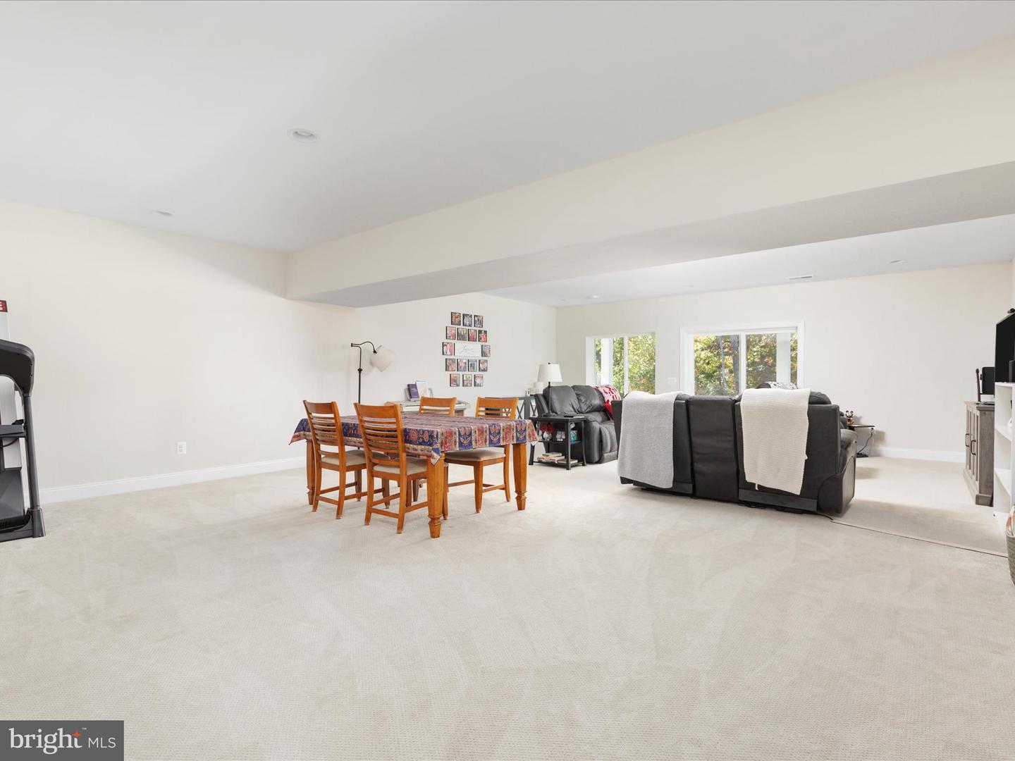 144 COWBIRD ST, LAKE FREDERICK, Virginia 22630, 4 Bedrooms Bedrooms, ,4 BathroomsBathrooms,Residential,For sale,144 COWBIRD ST,VAFV2037546 MLS # VAFV2037546