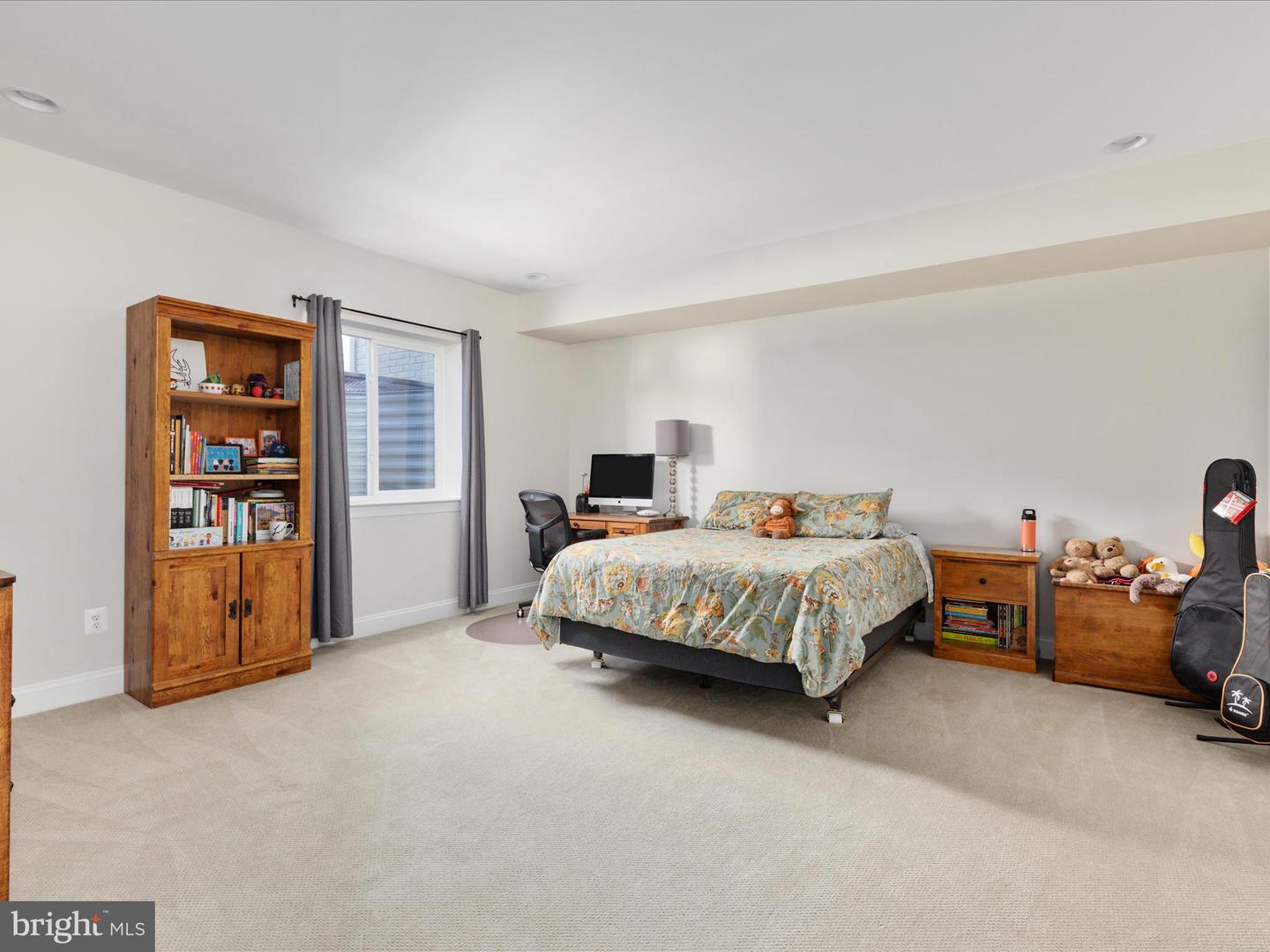144 COWBIRD ST, LAKE FREDERICK, Virginia 22630, 4 Bedrooms Bedrooms, ,4 BathroomsBathrooms,Residential,For sale,144 COWBIRD ST,VAFV2037546 MLS # VAFV2037546
