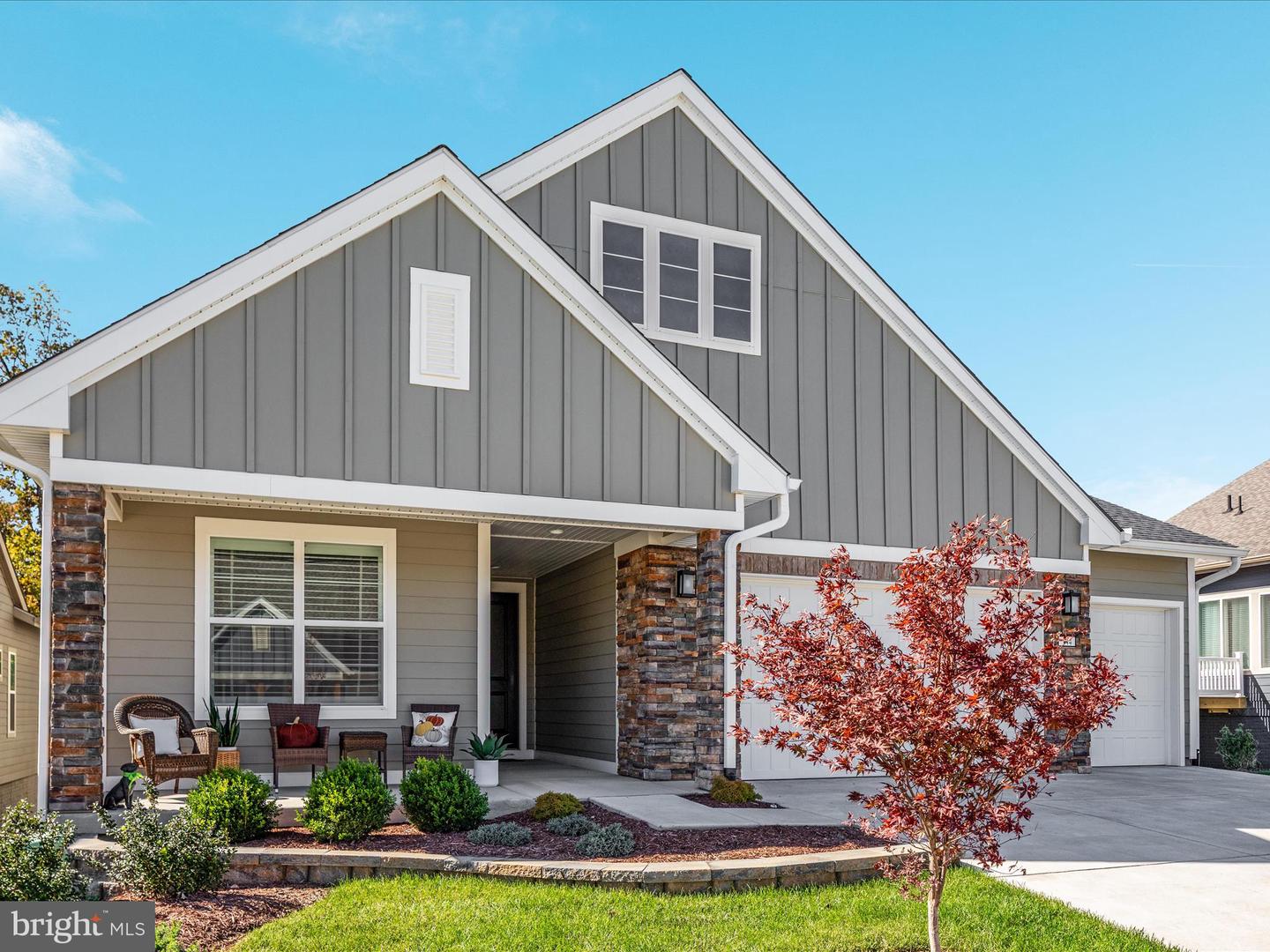 144 COWBIRD ST, LAKE FREDERICK, Virginia 22630, 4 Bedrooms Bedrooms, ,4 BathroomsBathrooms,Residential,For sale,144 COWBIRD ST,VAFV2037546 MLS # VAFV2037546
