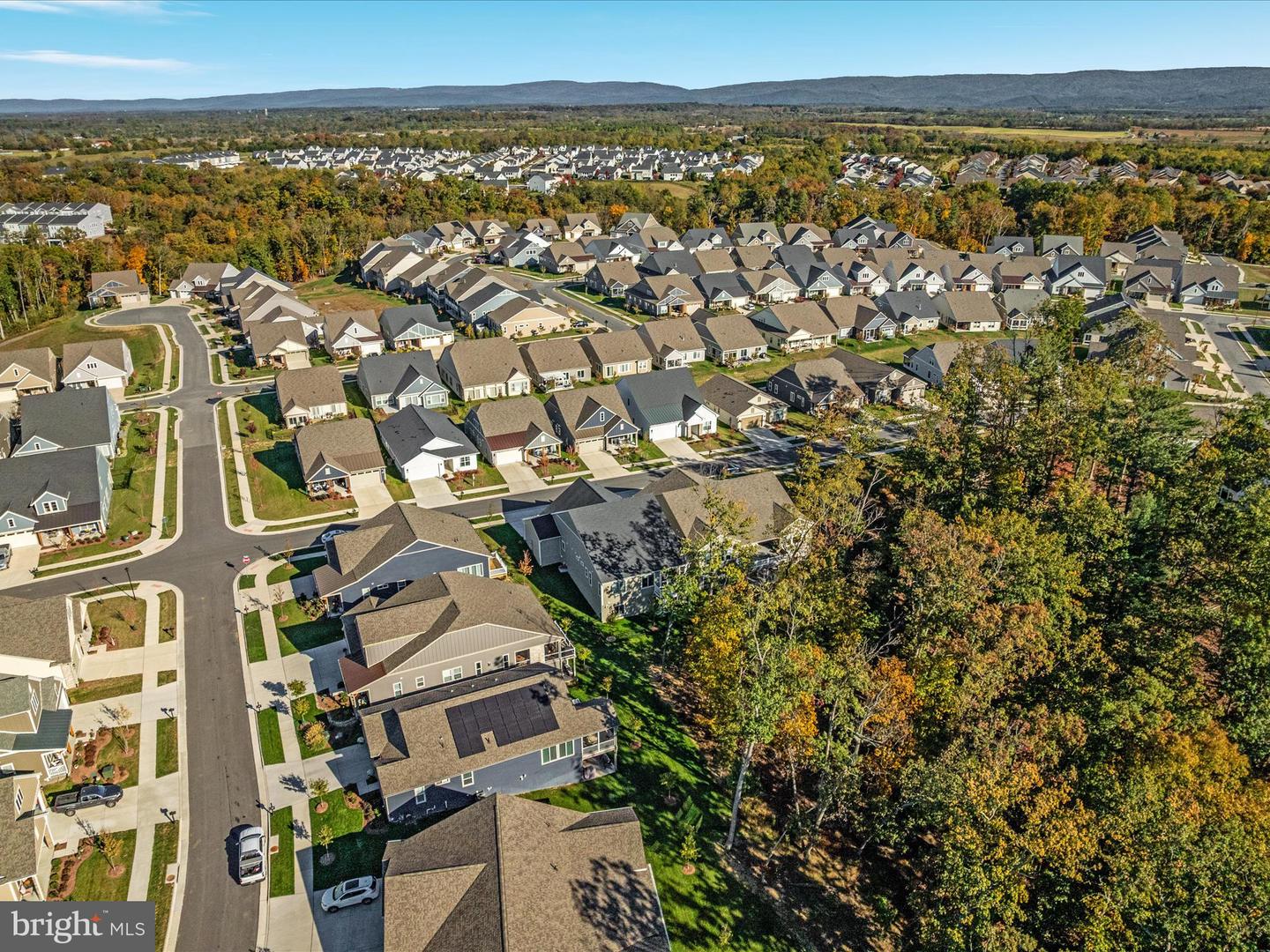 144 COWBIRD ST, LAKE FREDERICK, Virginia 22630, 4 Bedrooms Bedrooms, ,4 BathroomsBathrooms,Residential,For sale,144 COWBIRD ST,VAFV2037546 MLS # VAFV2037546