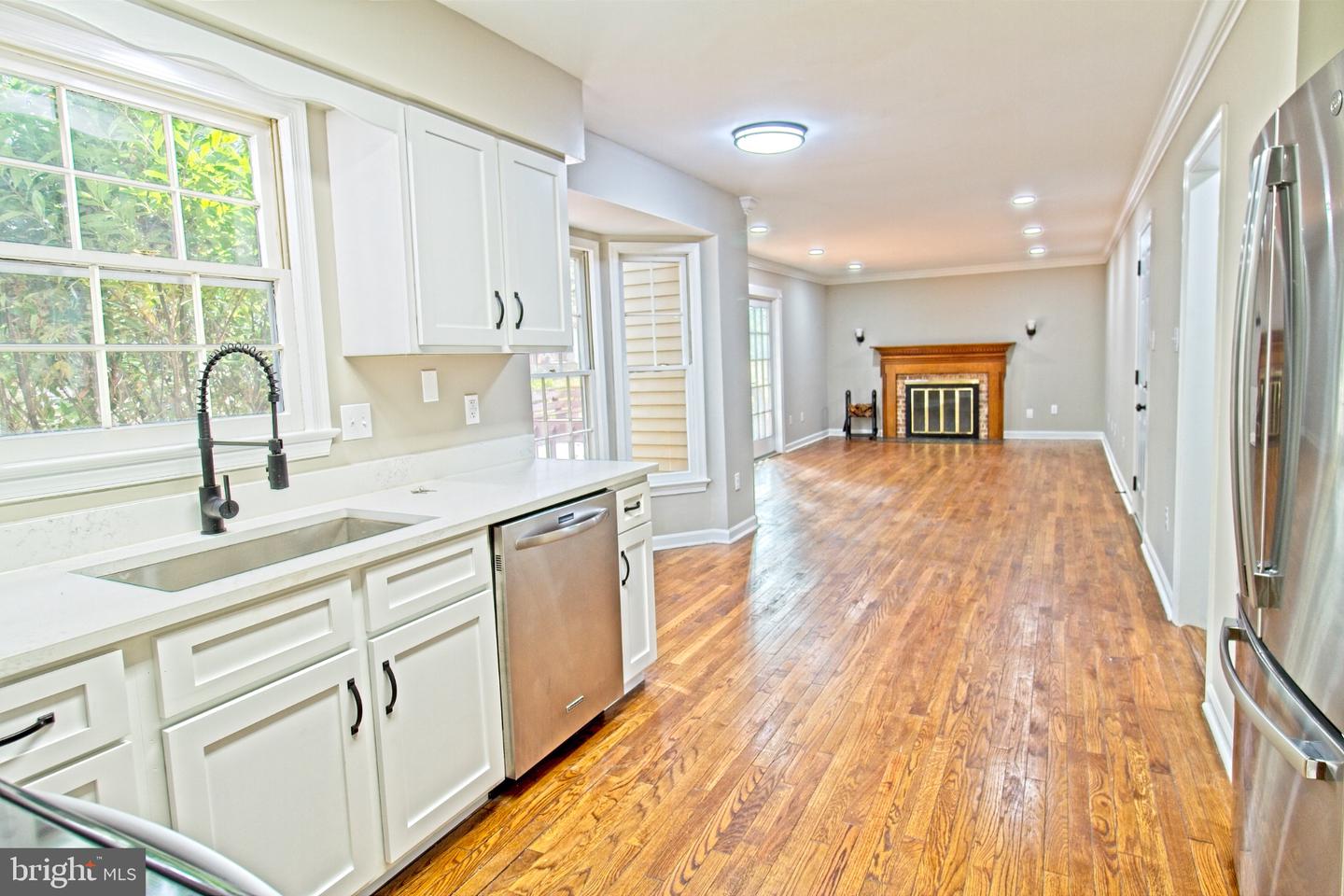 8157 POPLAR GROVE DR, WARRENTON, Virginia 20187, 4 Bedrooms Bedrooms, 7 Rooms Rooms,2 BathroomsBathrooms,Residential,For sale,8157 POPLAR GROVE DR,VAFQ2019454 MLS # VAFQ2019454