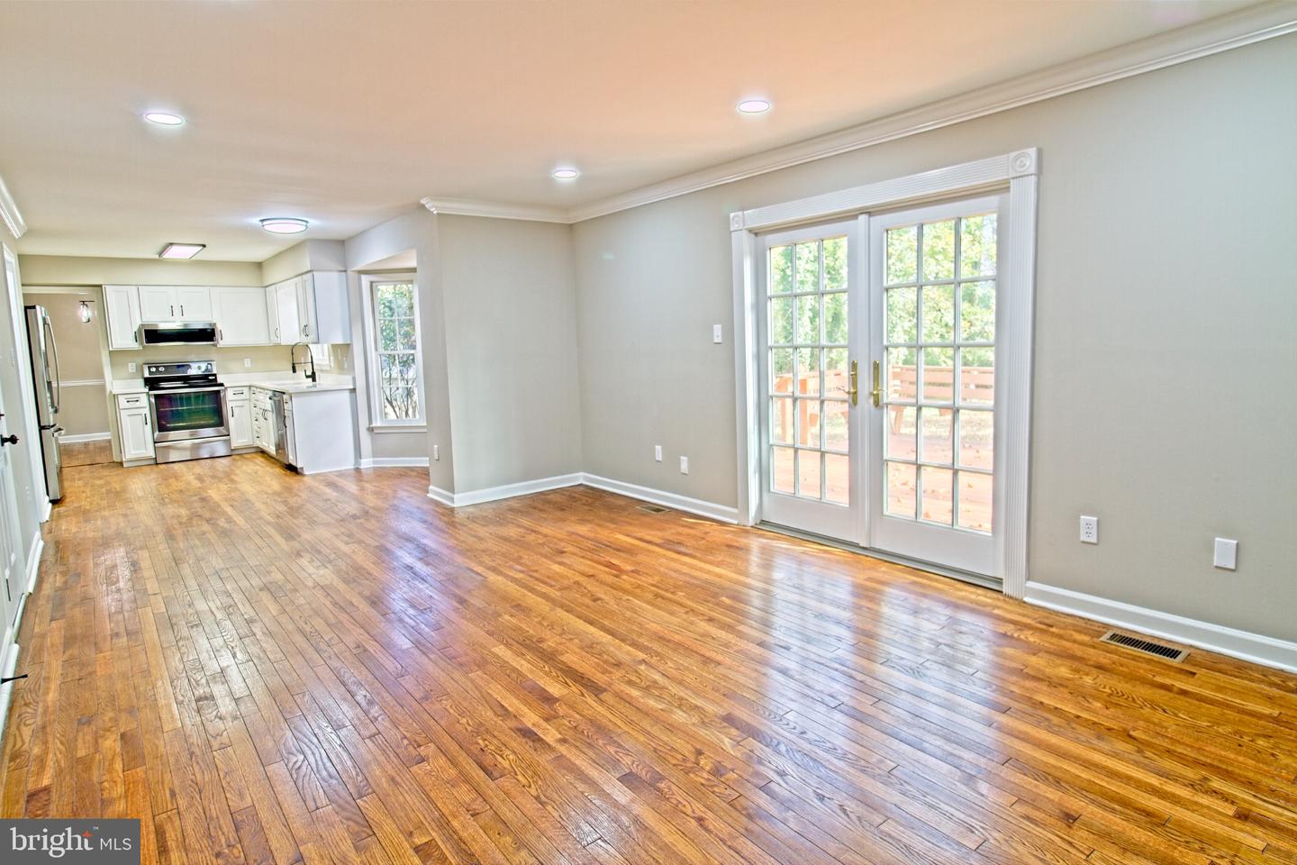 8157 POPLAR GROVE DR, WARRENTON, Virginia 20187, 4 Bedrooms Bedrooms, 7 Rooms Rooms,2 BathroomsBathrooms,Residential,For sale,8157 POPLAR GROVE DR,VAFQ2019454 MLS # VAFQ2019454