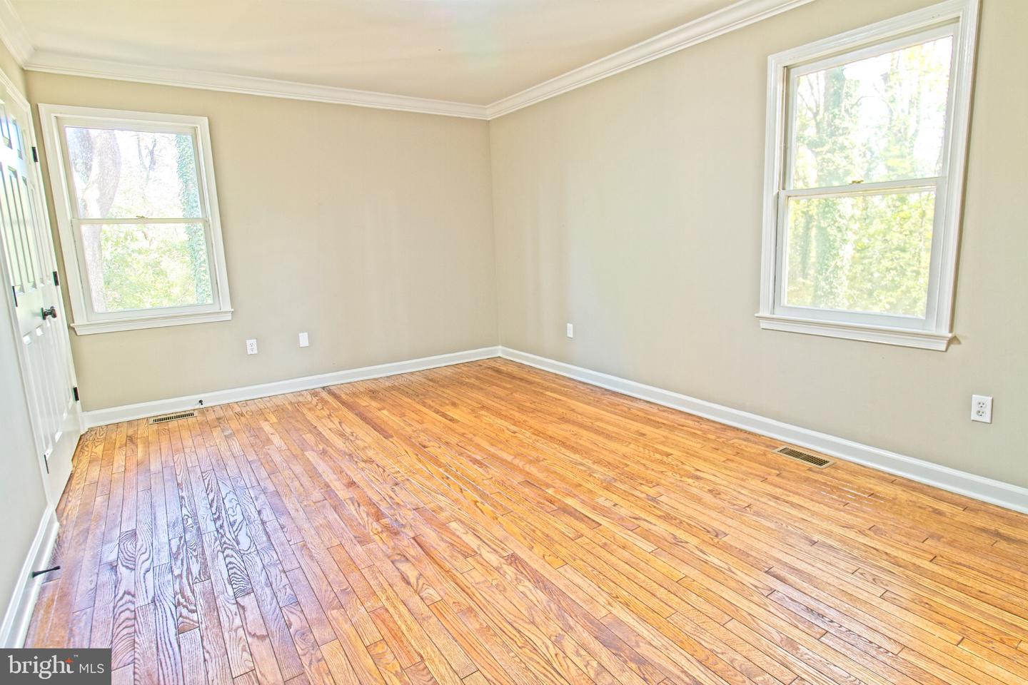 8157 POPLAR GROVE DR, WARRENTON, Virginia 20187, 4 Bedrooms Bedrooms, 7 Rooms Rooms,2 BathroomsBathrooms,Residential,For sale,8157 POPLAR GROVE DR,VAFQ2019454 MLS # VAFQ2019454