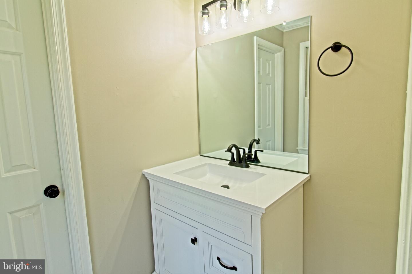 8157 POPLAR GROVE DR, WARRENTON, Virginia 20187, 4 Bedrooms Bedrooms, 7 Rooms Rooms,2 BathroomsBathrooms,Residential,For sale,8157 POPLAR GROVE DR,VAFQ2019454 MLS # VAFQ2019454