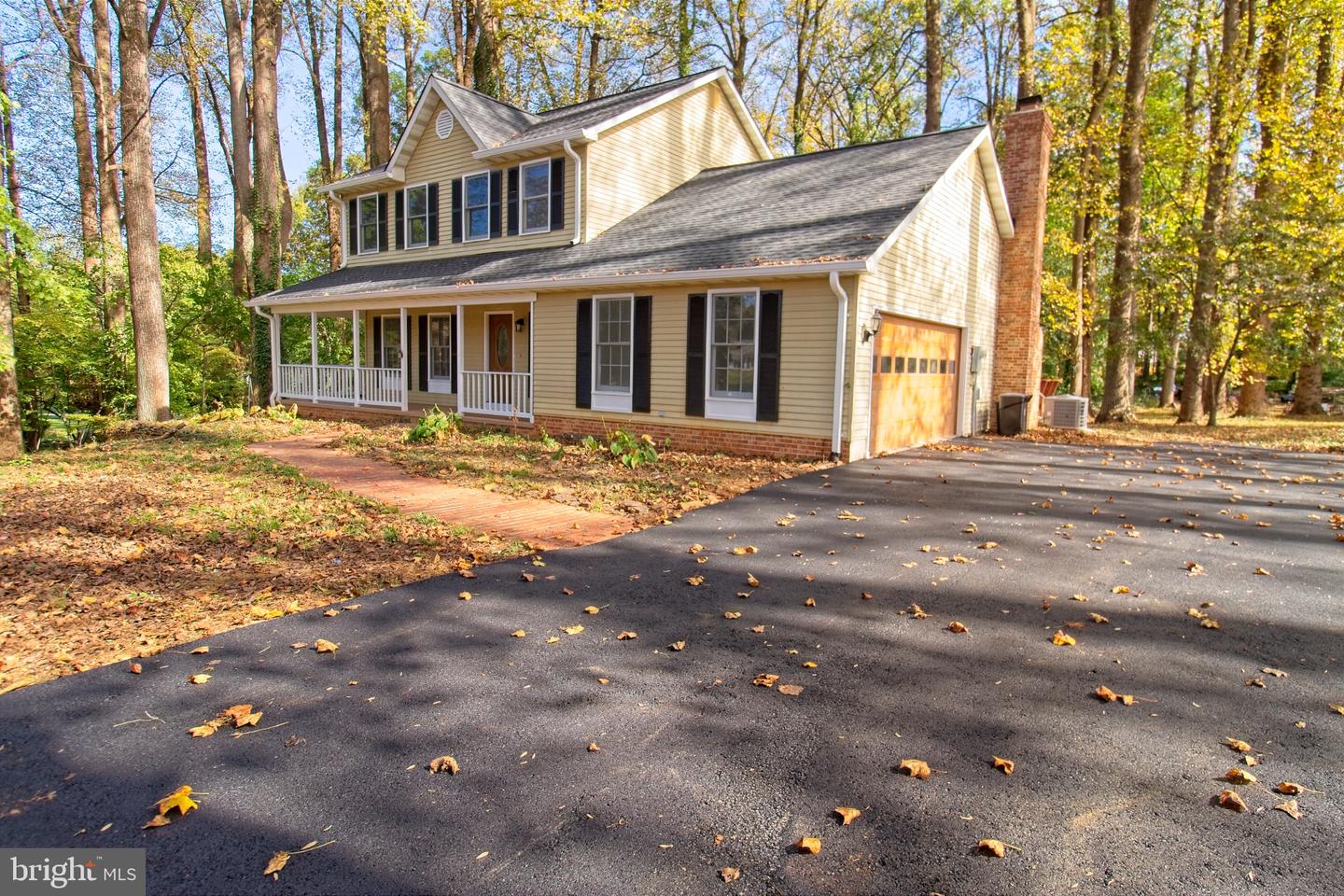 8157 POPLAR GROVE DR, WARRENTON, Virginia 20187, 4 Bedrooms Bedrooms, 7 Rooms Rooms,2 BathroomsBathrooms,Residential,For sale,8157 POPLAR GROVE DR,VAFQ2019454 MLS # VAFQ2019454