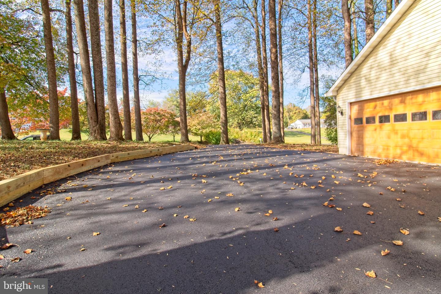 8157 POPLAR GROVE DR, WARRENTON, Virginia 20187, 4 Bedrooms Bedrooms, 7 Rooms Rooms,2 BathroomsBathrooms,Residential,For sale,8157 POPLAR GROVE DR,VAFQ2019454 MLS # VAFQ2019454