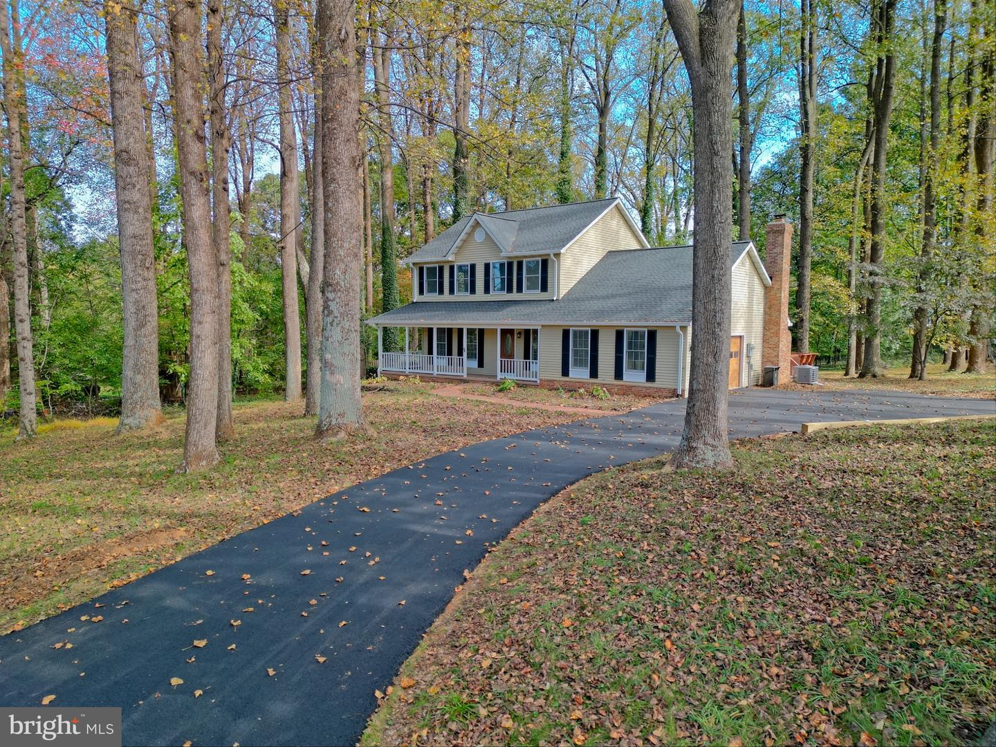 8157 POPLAR GROVE DR, WARRENTON, Virginia 20187, 4 Bedrooms Bedrooms, 7 Rooms Rooms,2 BathroomsBathrooms,Residential,For sale,8157 POPLAR GROVE DR,VAFQ2019454 MLS # VAFQ2019454