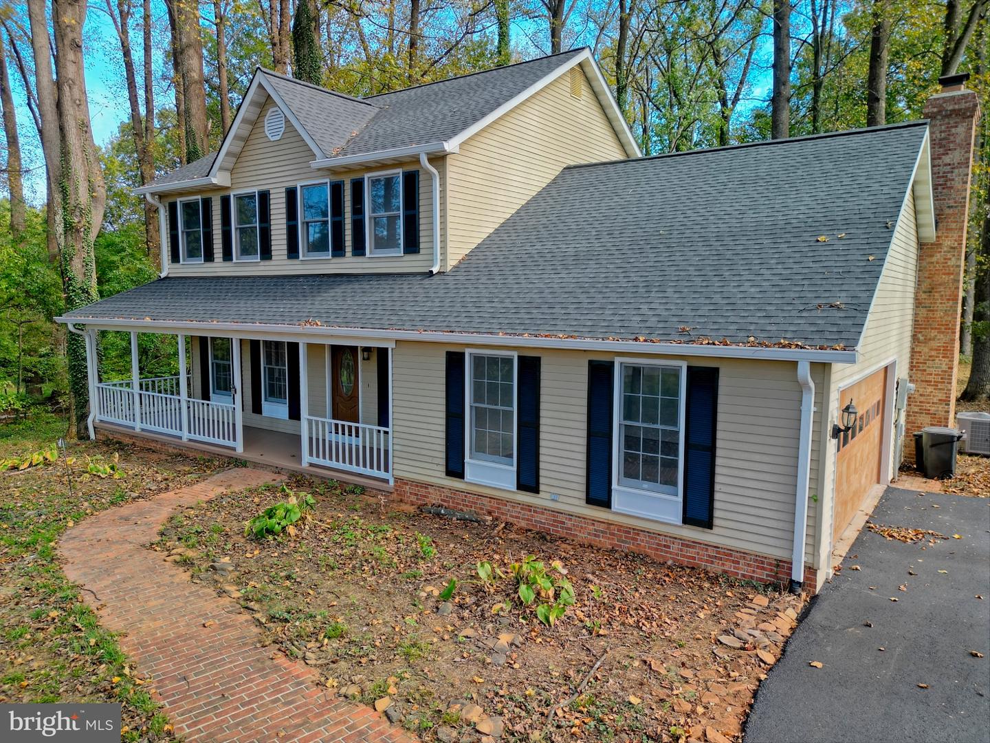 8157 POPLAR GROVE DR, WARRENTON, Virginia 20187, 4 Bedrooms Bedrooms, 7 Rooms Rooms,2 BathroomsBathrooms,Residential,For sale,8157 POPLAR GROVE DR,VAFQ2019454 MLS # VAFQ2019454