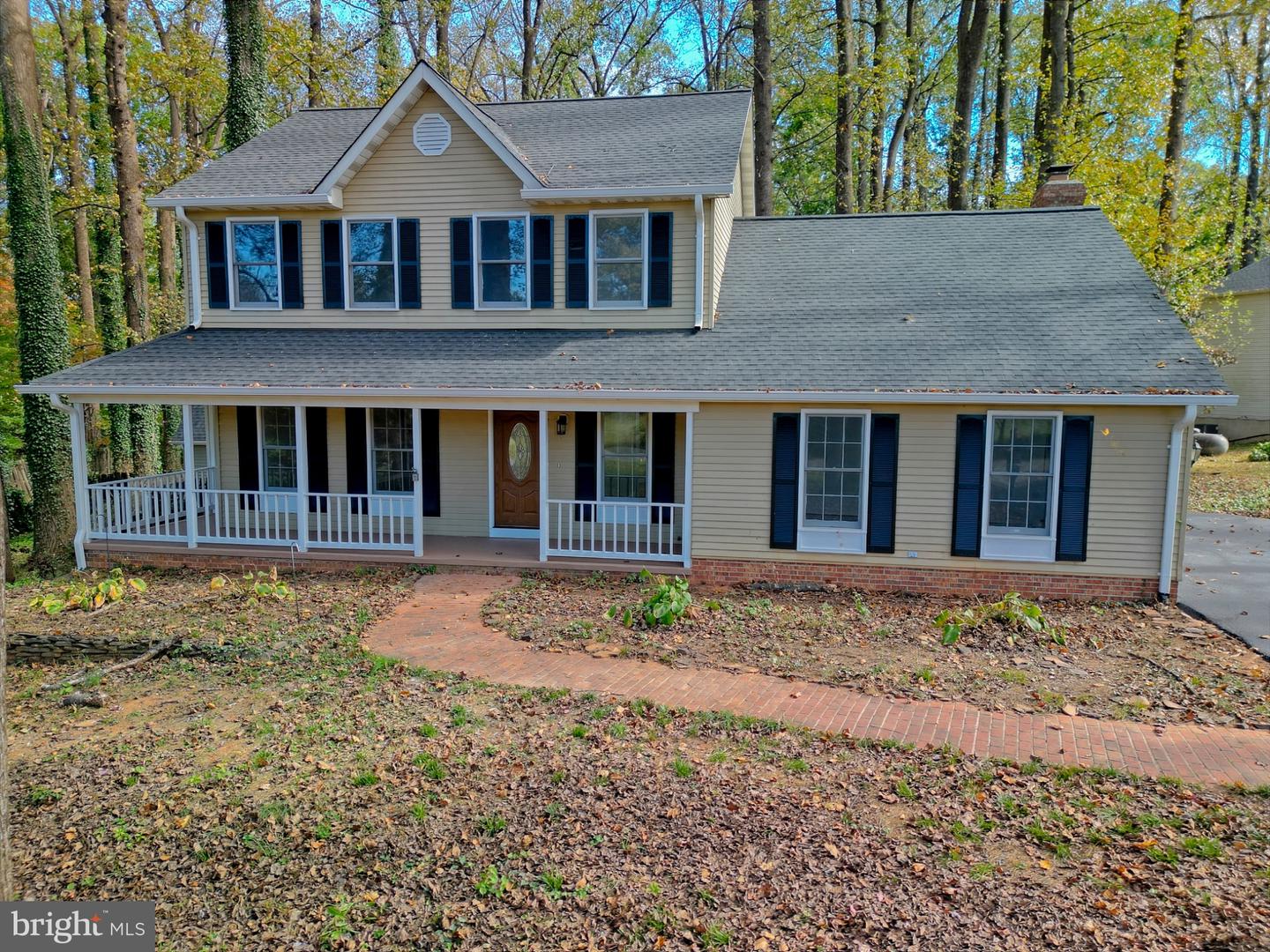 8157 POPLAR GROVE DR, WARRENTON, Virginia 20187, 4 Bedrooms Bedrooms, 7 Rooms Rooms,2 BathroomsBathrooms,Residential,For sale,8157 POPLAR GROVE DR,VAFQ2019454 MLS # VAFQ2019454