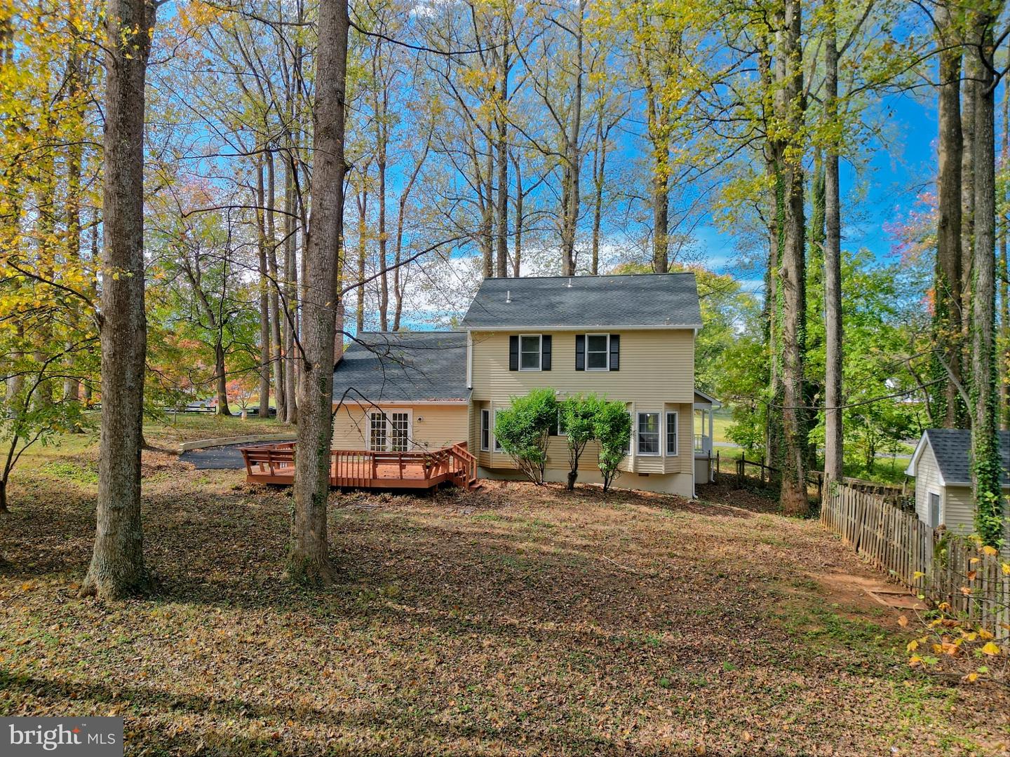 8157 POPLAR GROVE DR, WARRENTON, Virginia 20187, 4 Bedrooms Bedrooms, 7 Rooms Rooms,2 BathroomsBathrooms,Residential,For sale,8157 POPLAR GROVE DR,VAFQ2019454 MLS # VAFQ2019454