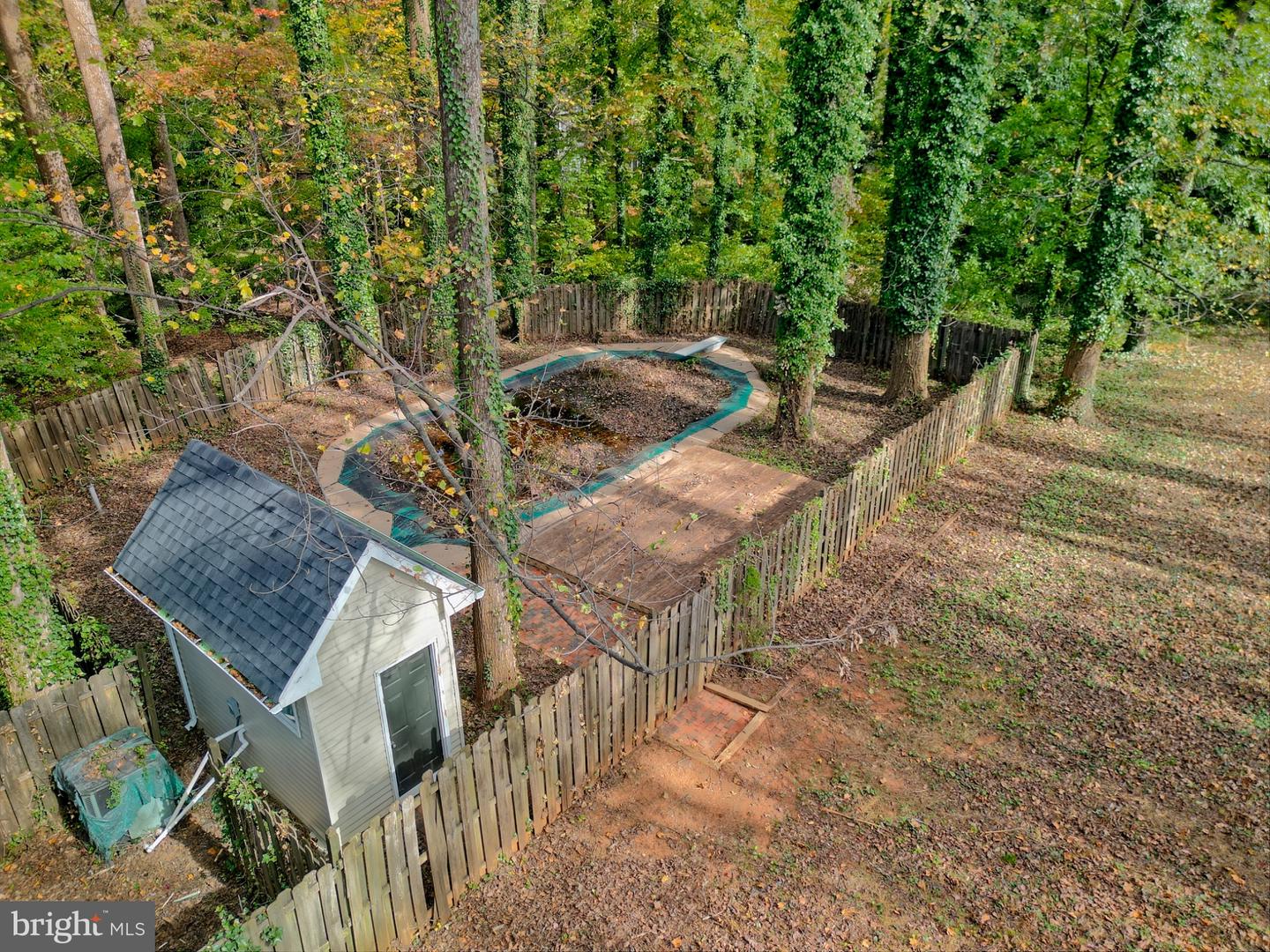 8157 POPLAR GROVE DR, WARRENTON, Virginia 20187, 4 Bedrooms Bedrooms, 7 Rooms Rooms,2 BathroomsBathrooms,Residential,For sale,8157 POPLAR GROVE DR,VAFQ2019454 MLS # VAFQ2019454