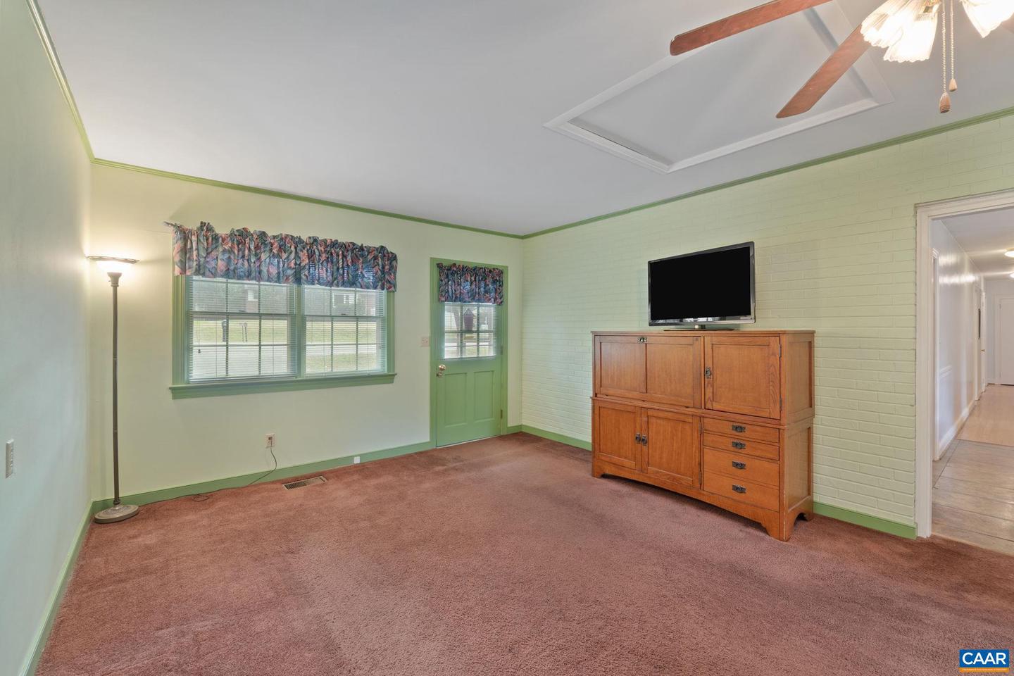 2117 TARLETON DR, CHARLOTTESVILLE, Virginia 22901, 4 Bedrooms Bedrooms, ,4 BathroomsBathrooms,Residential,For sale,2117 TARLETON DR,670223 MLS # 670223