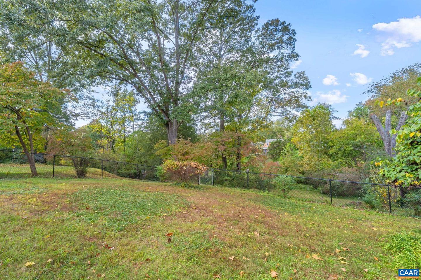2117 TARLETON DR, CHARLOTTESVILLE, Virginia 22901, 4 Bedrooms Bedrooms, ,4 BathroomsBathrooms,Residential,For sale,2117 TARLETON DR,670223 MLS # 670223