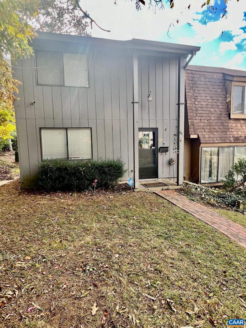 26 WOODLAKE DR, CHARLOTTESVILLE, Virginia 22901, 3 Bedrooms Bedrooms, ,1 BathroomBathrooms,Residential,For sale,26 WOODLAKE DR,670226 MLS # 670226