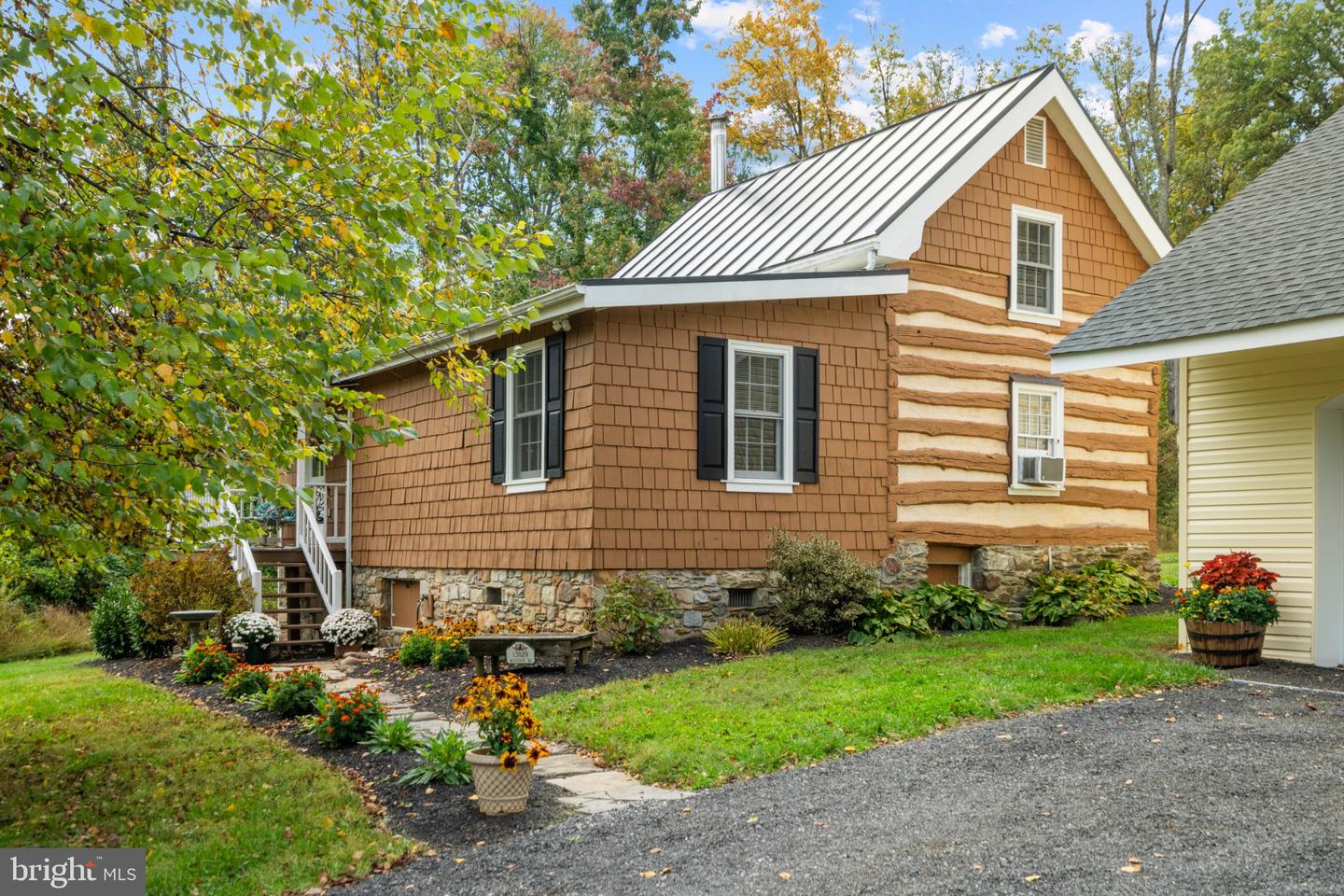 13829 MOUNTAIN RD, HILLSBORO, Virginia 20132, 2 Bedrooms Bedrooms, ,1 BathroomBathrooms,Residential,For sale,13829 MOUNTAIN RD,VALO2099102 MLS # VALO2099102