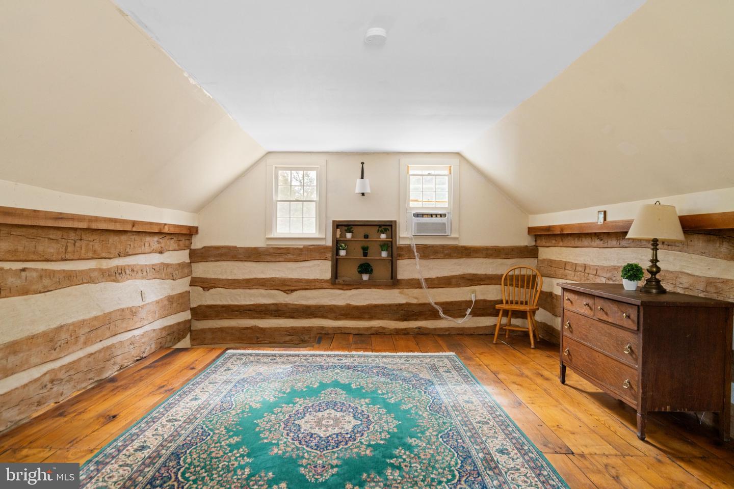 13829 MOUNTAIN RD, HILLSBORO, Virginia 20132, 2 Bedrooms Bedrooms, ,1 BathroomBathrooms,Residential,For sale,13829 MOUNTAIN RD,VALO2099102 MLS # VALO2099102