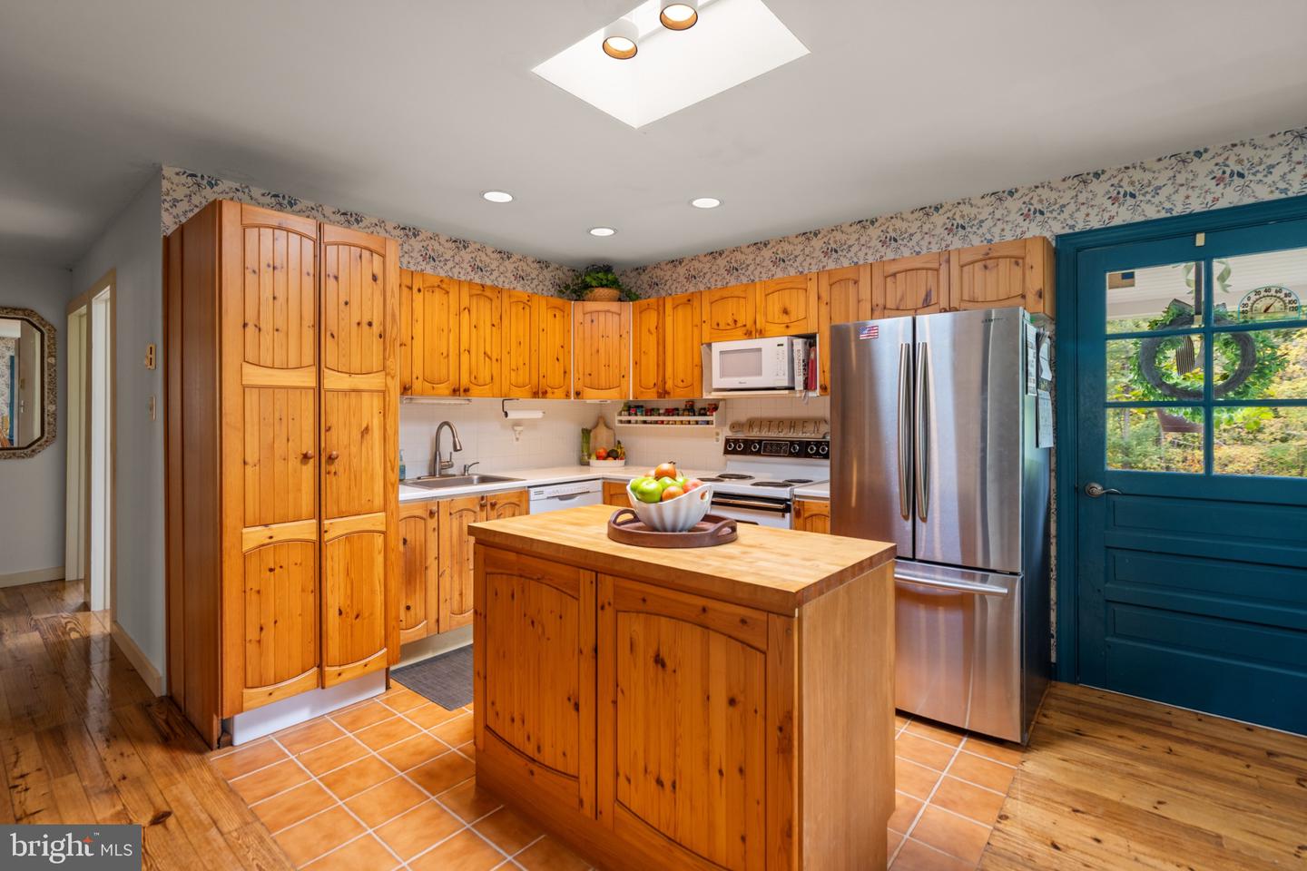 13829 MOUNTAIN RD, HILLSBORO, Virginia 20132, 2 Bedrooms Bedrooms, ,1 BathroomBathrooms,Residential,For sale,13829 MOUNTAIN RD,VALO2099102 MLS # VALO2099102