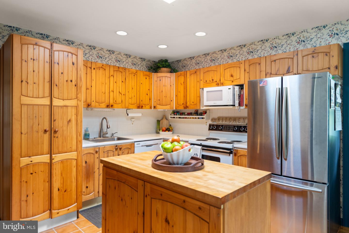 13829 MOUNTAIN RD, HILLSBORO, Virginia 20132, 2 Bedrooms Bedrooms, ,1 BathroomBathrooms,Residential,For sale,13829 MOUNTAIN RD,VALO2099102 MLS # VALO2099102