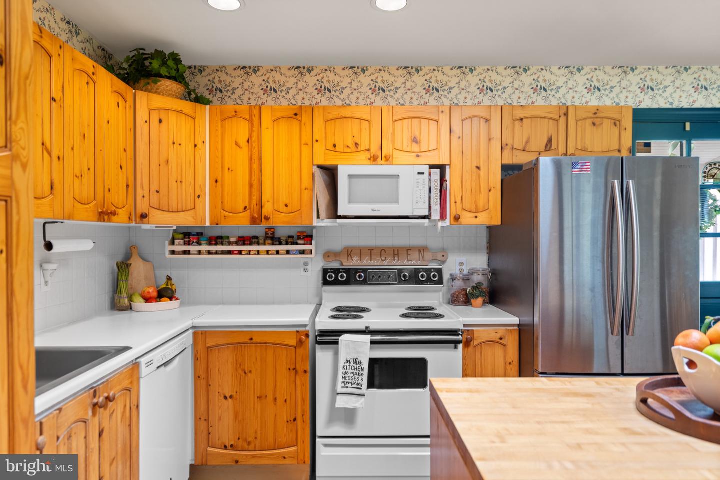 13829 MOUNTAIN RD, HILLSBORO, Virginia 20132, 2 Bedrooms Bedrooms, ,1 BathroomBathrooms,Residential,For sale,13829 MOUNTAIN RD,VALO2099102 MLS # VALO2099102
