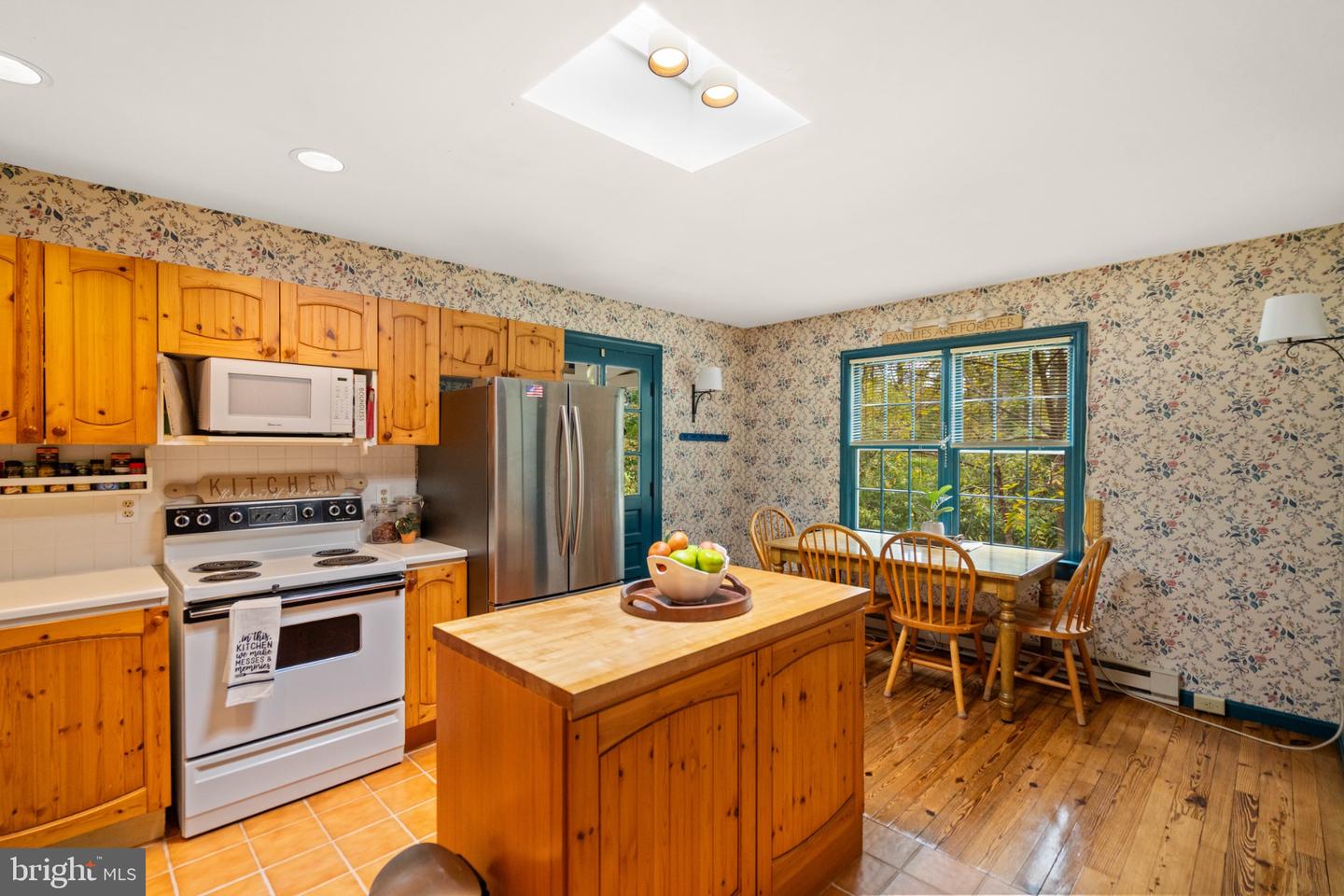 13829 MOUNTAIN RD, HILLSBORO, Virginia 20132, 2 Bedrooms Bedrooms, ,1 BathroomBathrooms,Residential,For sale,13829 MOUNTAIN RD,VALO2099102 MLS # VALO2099102