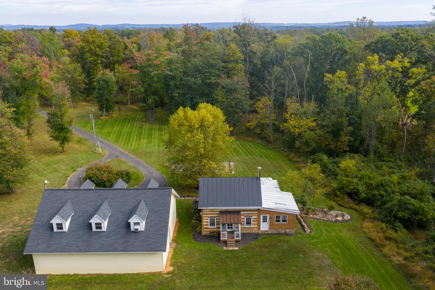 13829 MOUNTAIN RD, HILLSBORO, Virginia 20132, 2 Bedrooms Bedrooms, ,1 BathroomBathrooms,Residential,For sale,13829 MOUNTAIN RD,VALO2099102 MLS # VALO2099102