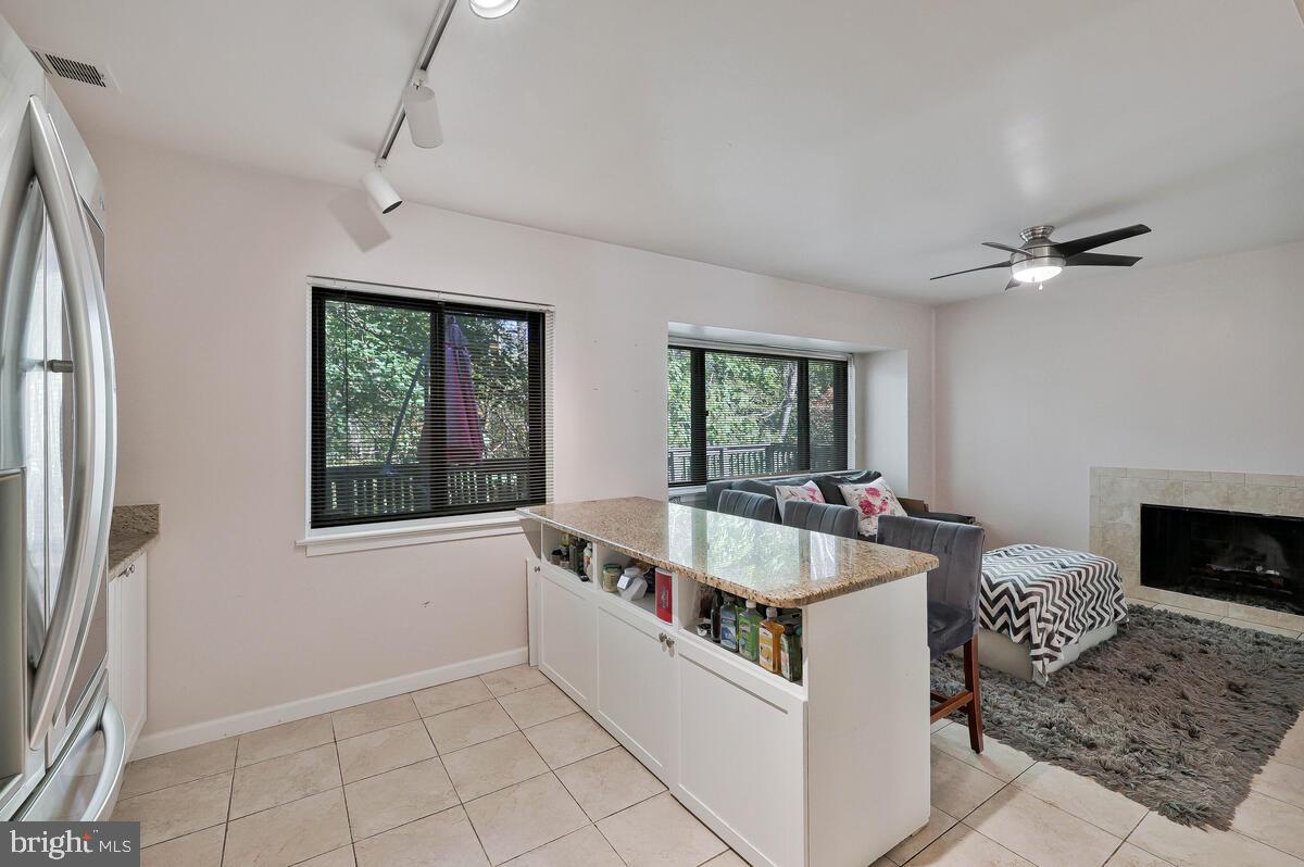 1526 PARK GLEN CT, RESTON, Virginia 20190, 4 Bedrooms Bedrooms, ,3 BathroomsBathrooms,Residential,For sale,1526 PARK GLEN CT,VAFX2260132 MLS # VAFX2260132